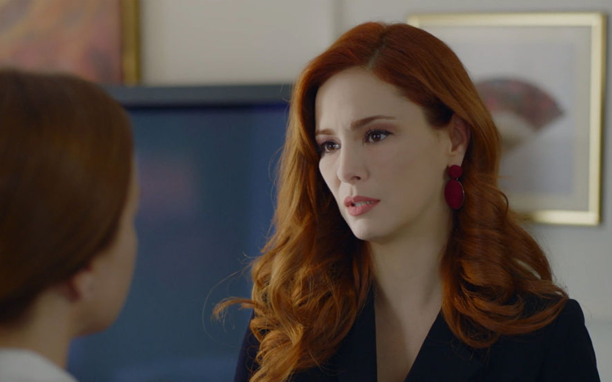 'Ciudad cruel' (3,3%) recupera su trono como lo más visto entre las temáticas