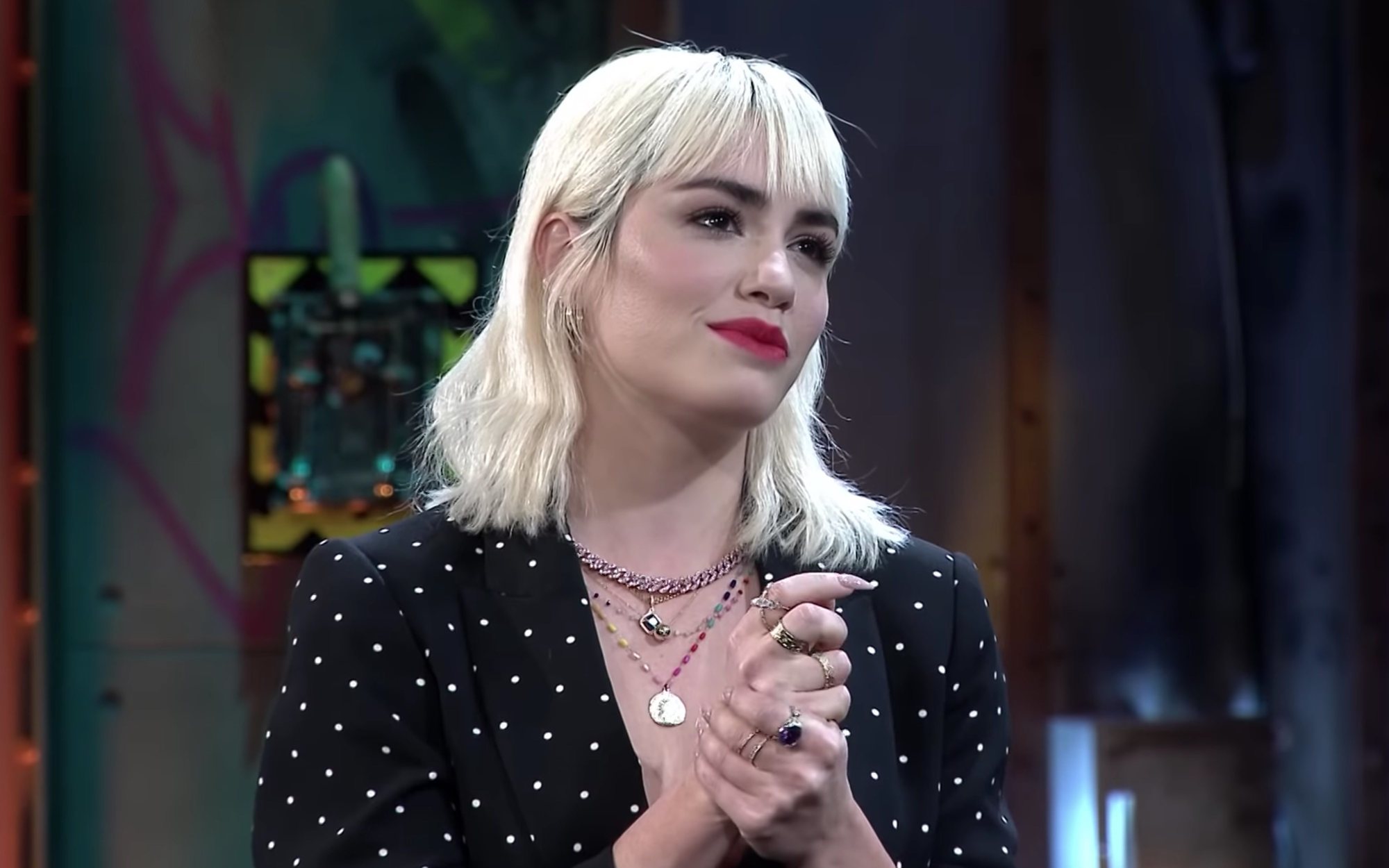 Lali Espósito sorprende a Broncano con un regalo en 'La resistencia': "¿Qué hacemos con este troncho?"