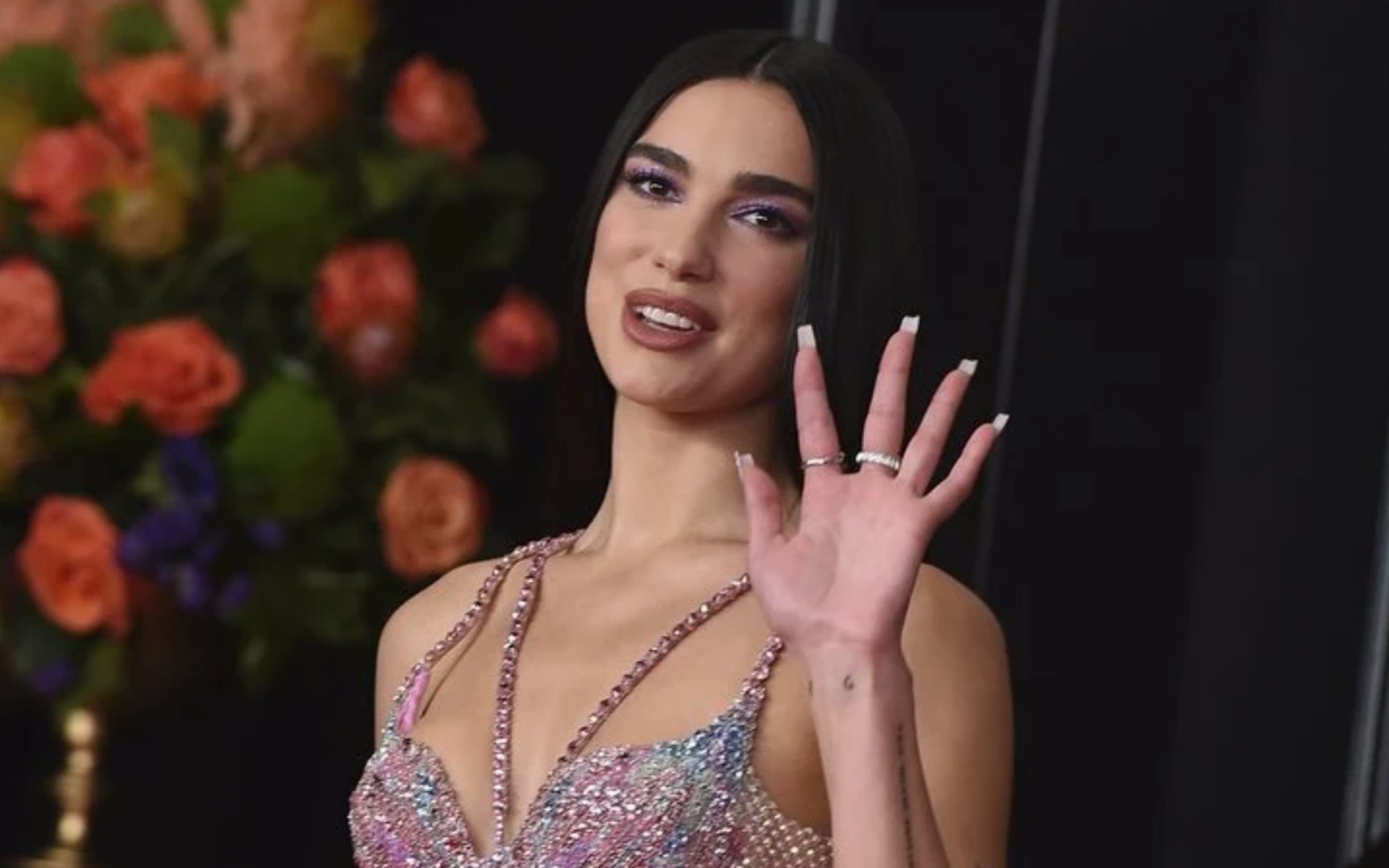 Los Grammy se desploman en CBS, perdiendo a más de la mitad de los espectadores