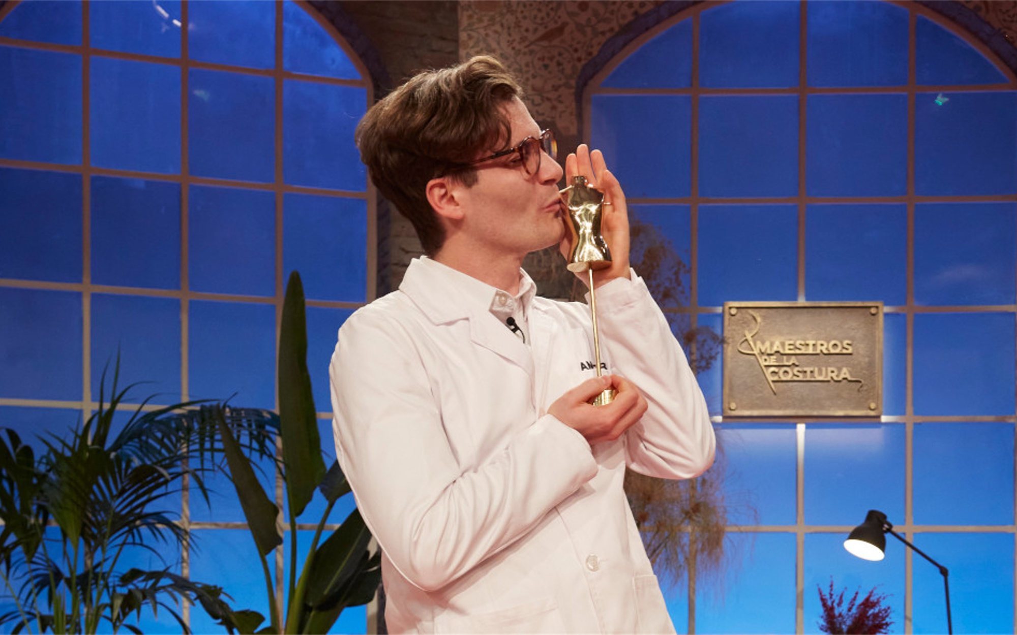 'Maestros de la costura' (14,7%) se despide con máximo de temporada, pero no puede con 'Mujer' (15,5%)