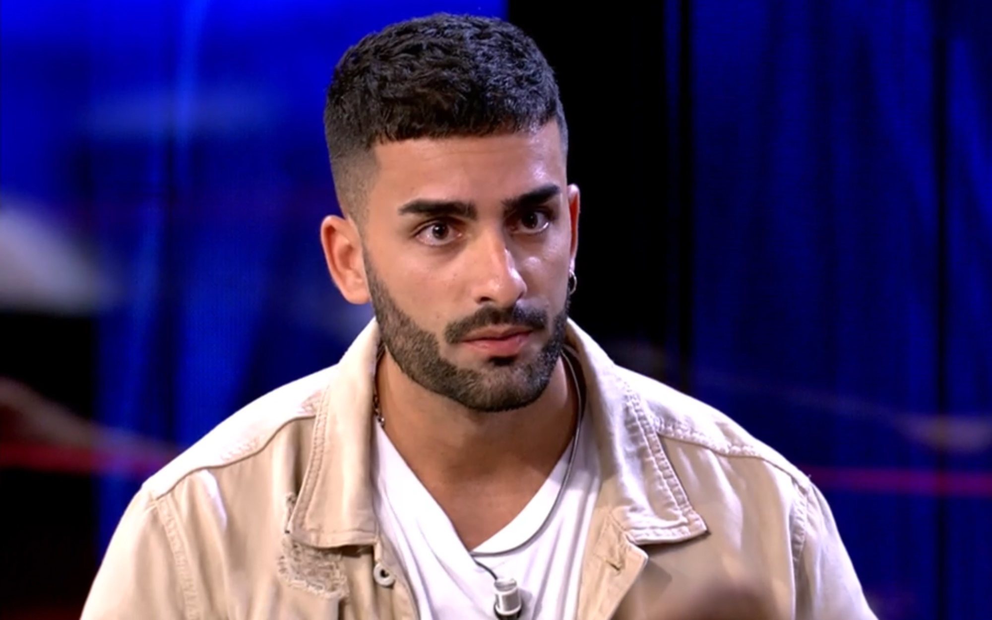 Claudia, más cerca de Raúl, carga contra Tony en 'El debate de las tentaciones': "Eres un fantasma"