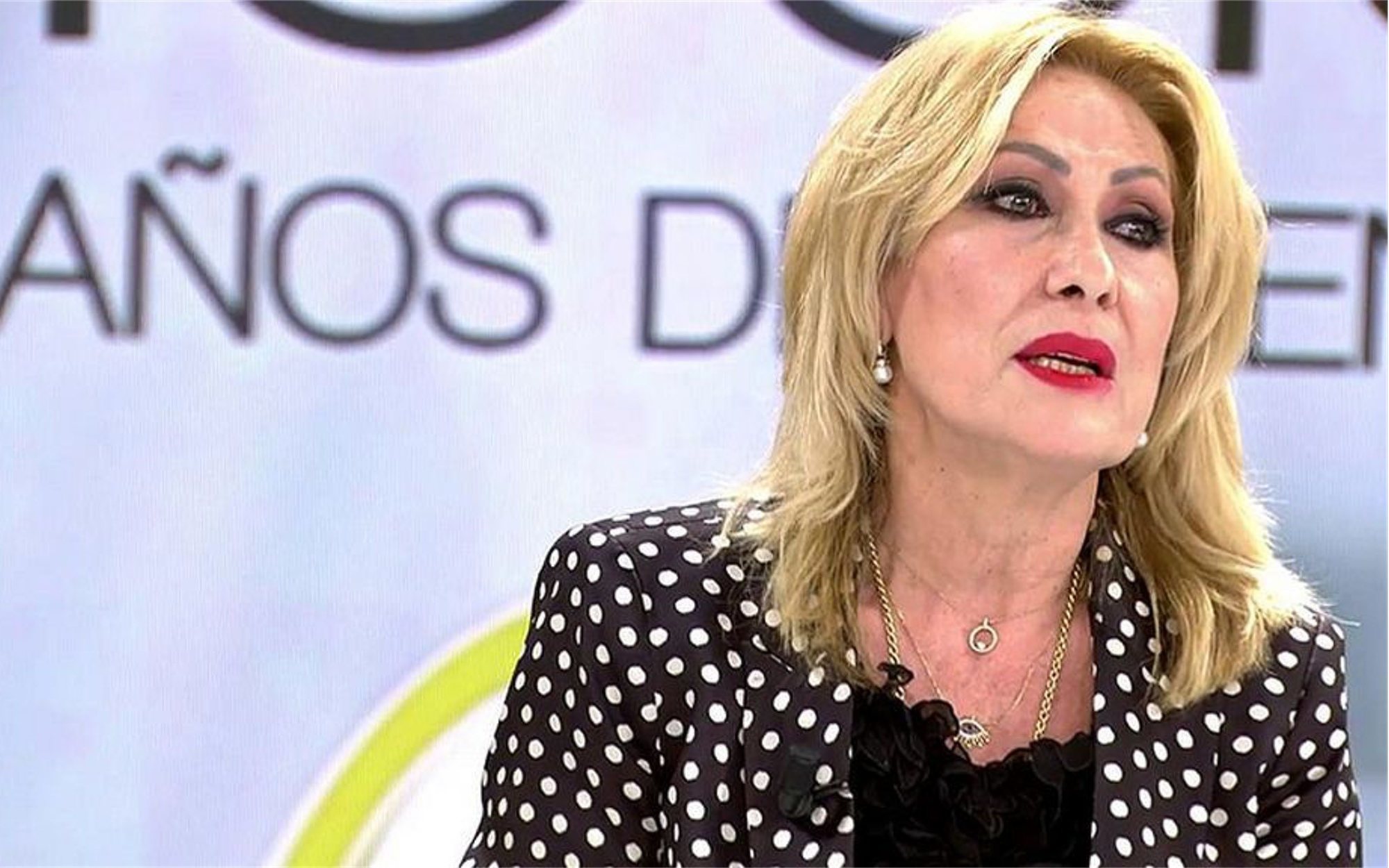 Aluvión de críticas a Rosa Benito por mostrarse escéptica ante los audios de Rocío Carrasco frente a la jueza