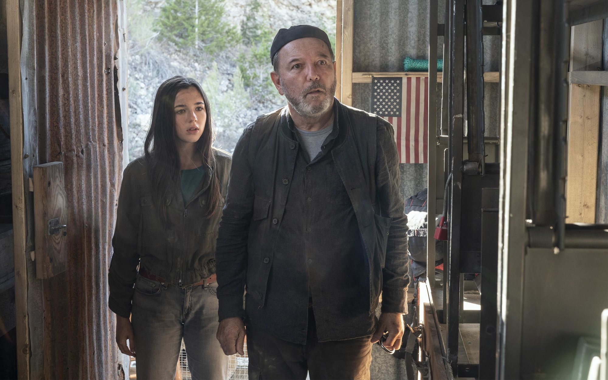 La presencia de un posible traidor provoca el caos en 6x10 de 'Fear The Walking Dead'