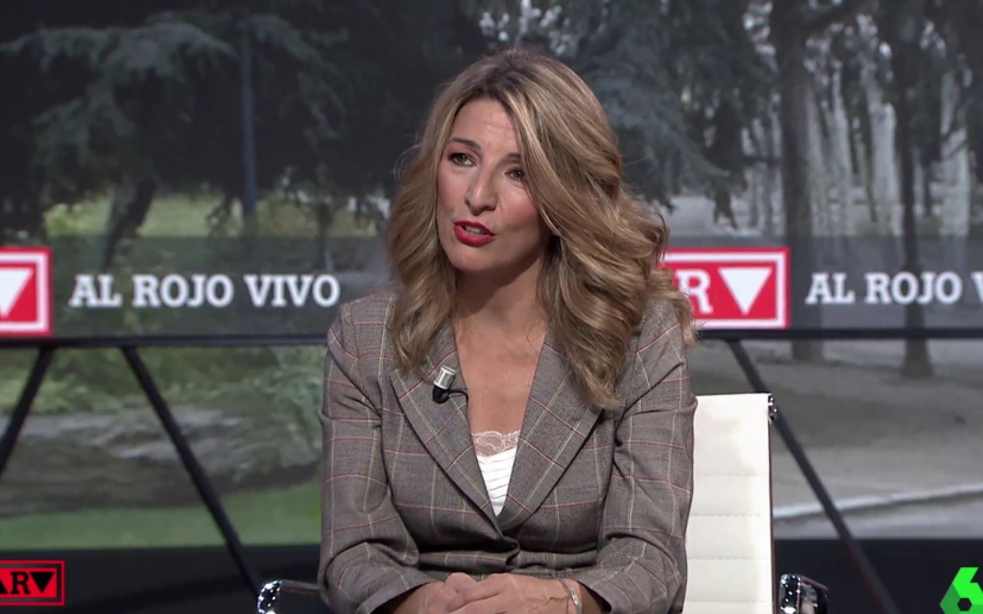 La reacción de Yolanda Díaz en 'Al rojo vivo' ante la noticia de la amenaza a Reyes Maroto