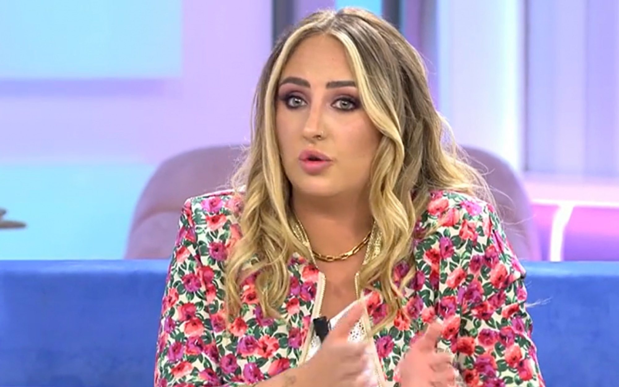 Rocío Flores estaría distanciándose de Antonio David Flores tras el relato de Rocío Carrasco