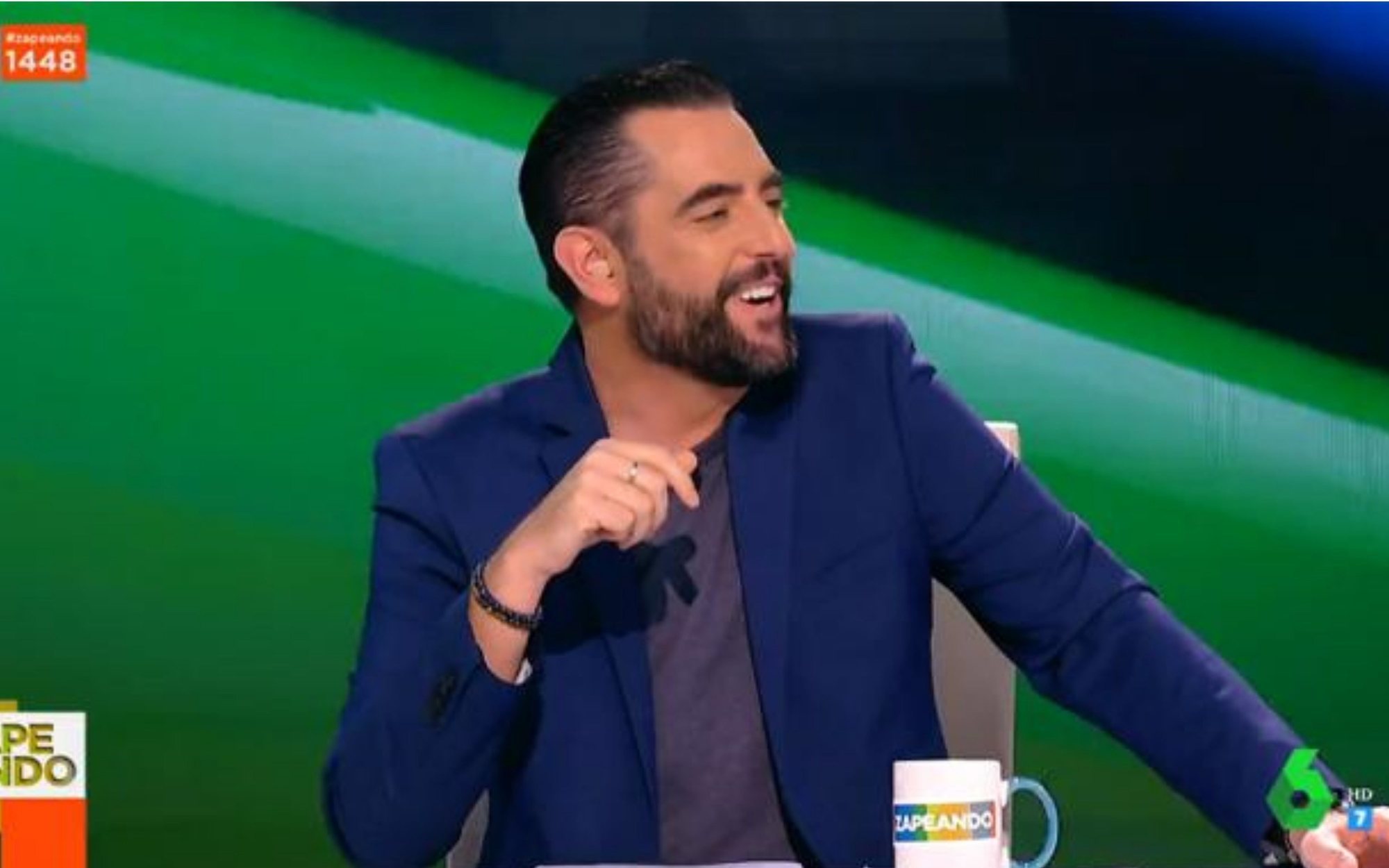 Caótico momento en 'Zapeando', con Dani Mateo desvelando información sobre 'Love Island': "La he cagado"