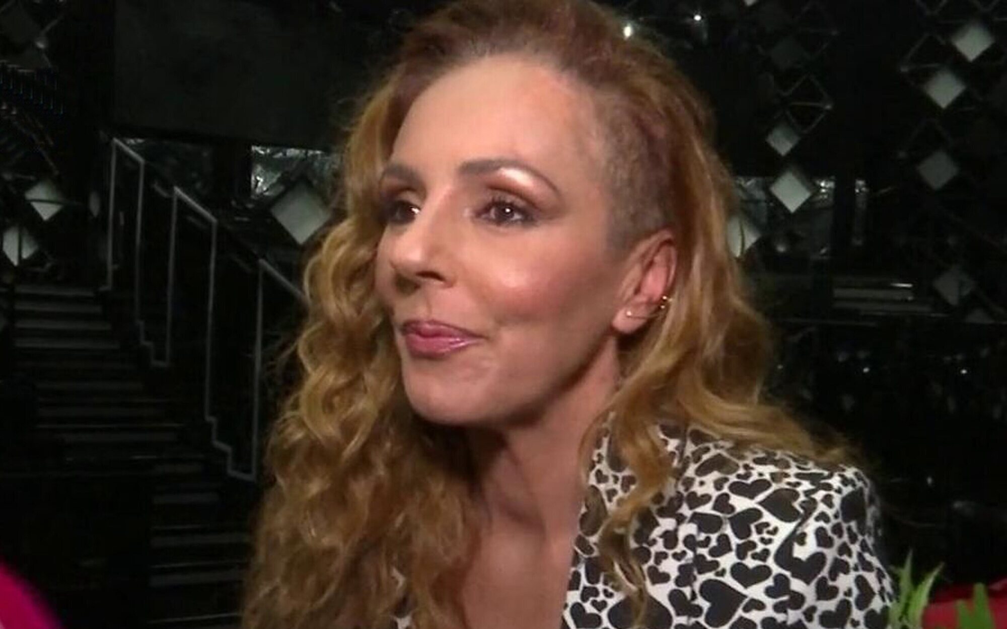 Así fueron los momentos previos y posteriores a la entrevista a Rocío Carrasco, con gritos de "¡No tiene coño!"