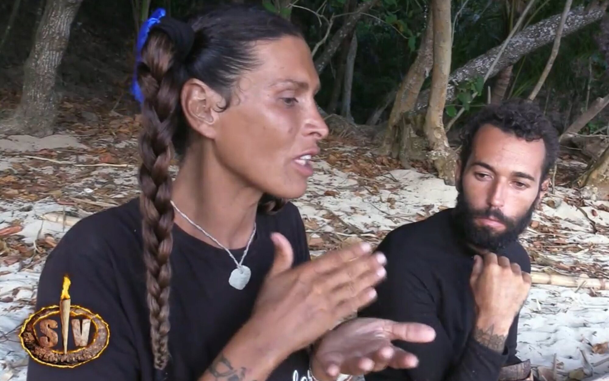 Melyssa y Olga Moreno, dispuestas a firmar la paz con Omar Sánchez en 'Supervivientes' tras su traición