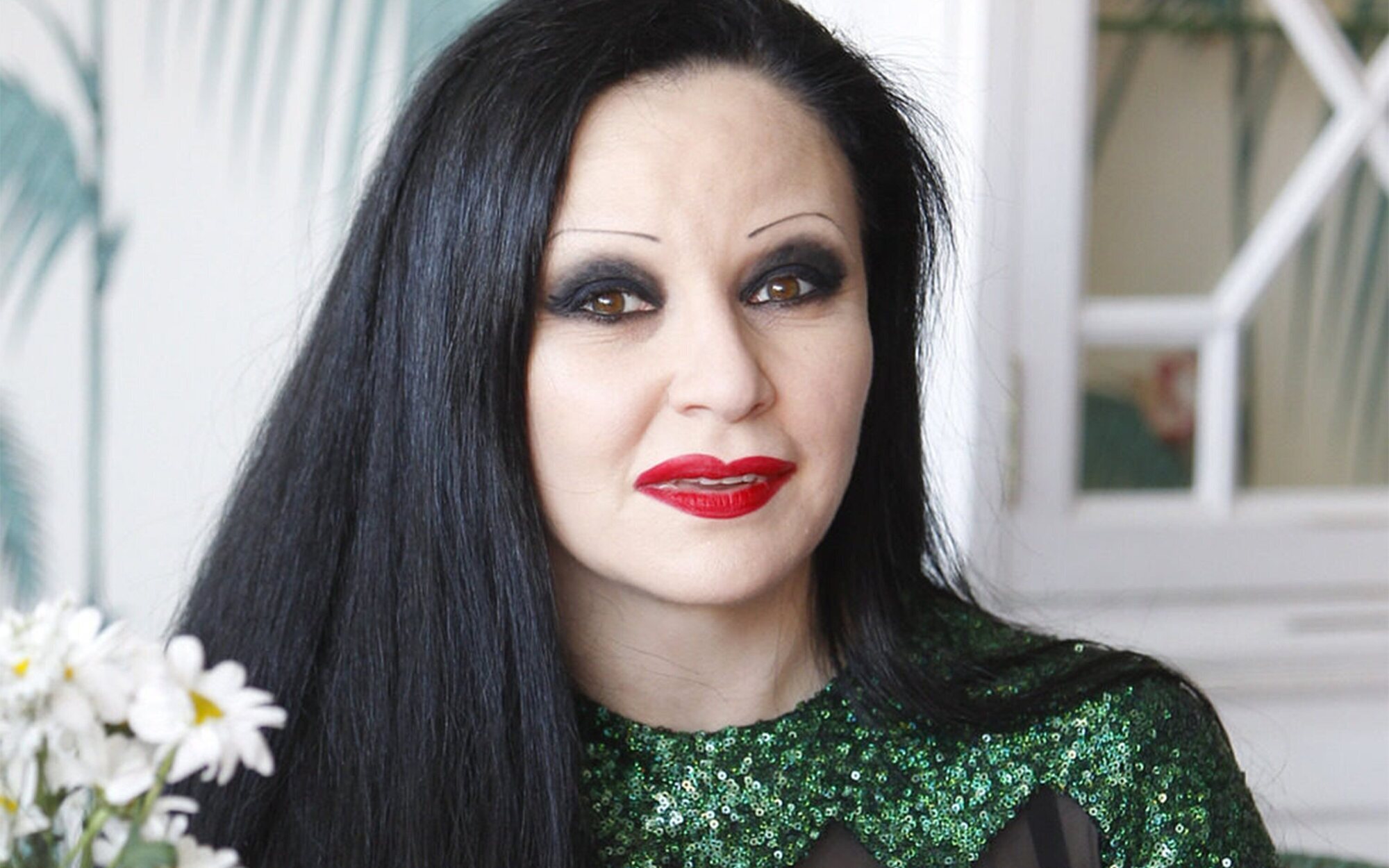 8 programas en los que nos encantaría ver a Alaska