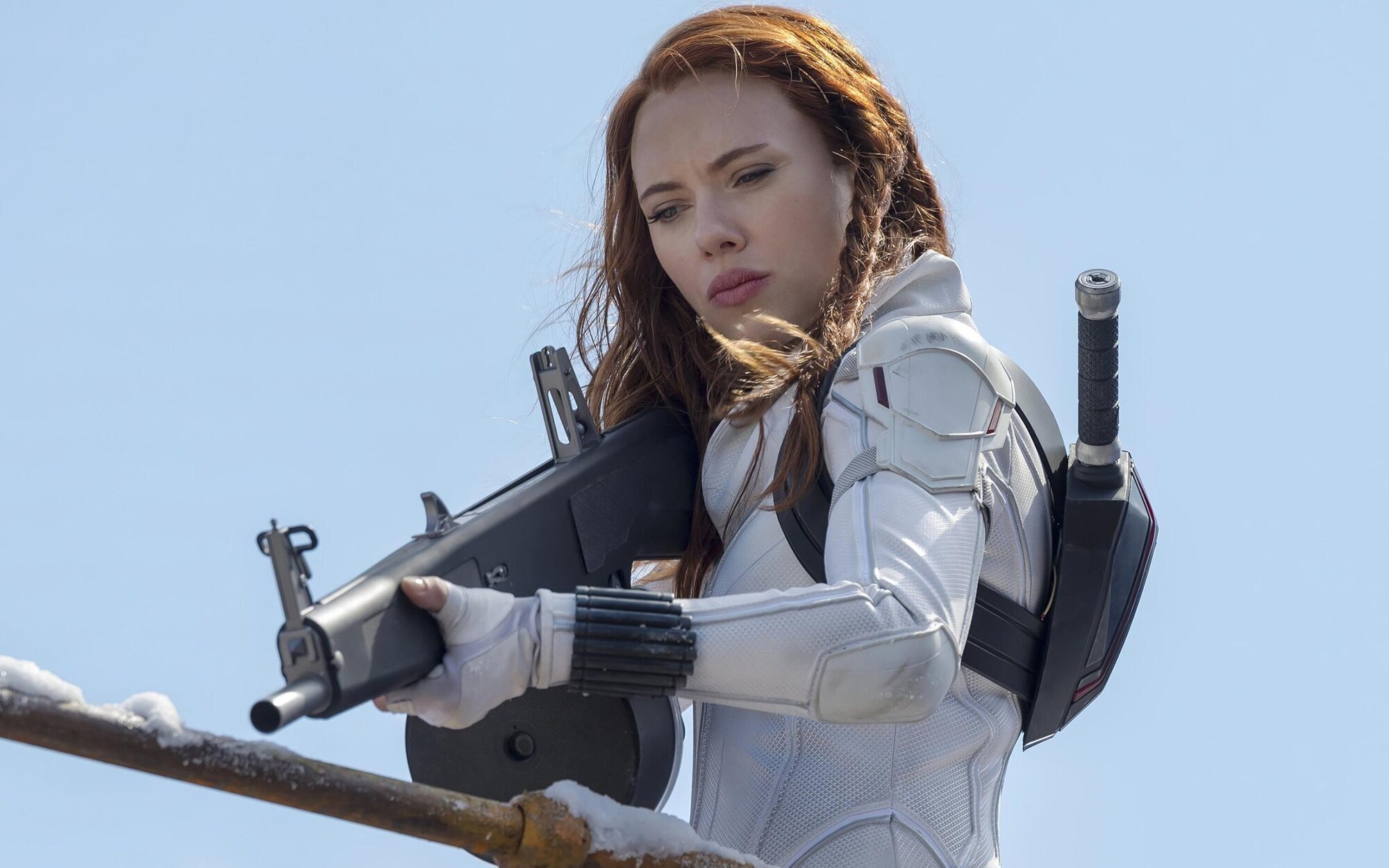 Scarlett Johansson denuncia a Disney por estrenar "Viuda Negra" en Disney+