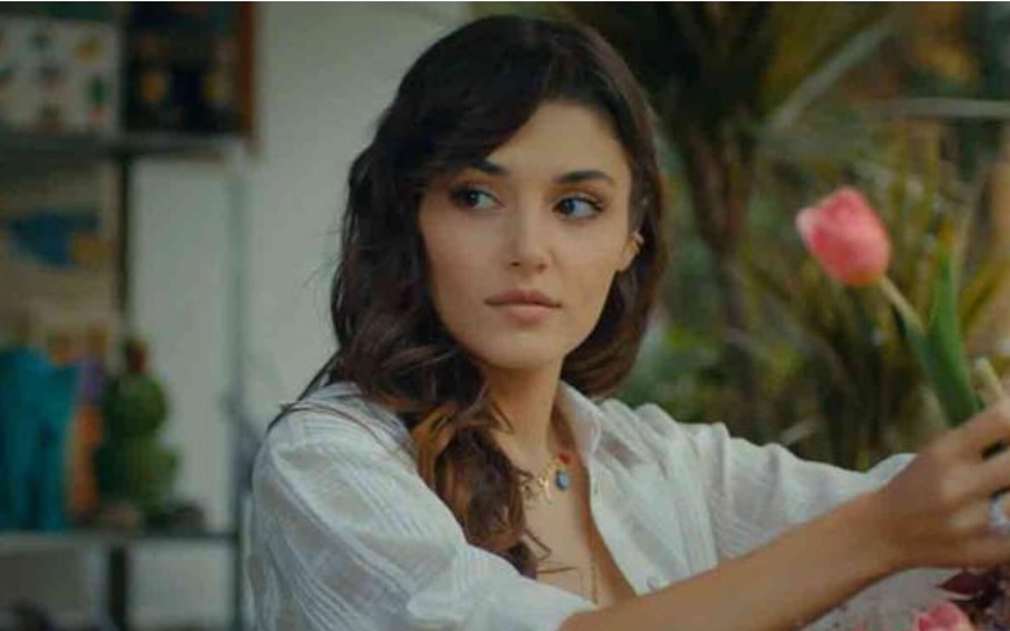 Hande Erçel ('Love is in the air') decide tomarse un descanso tras el final de la serie