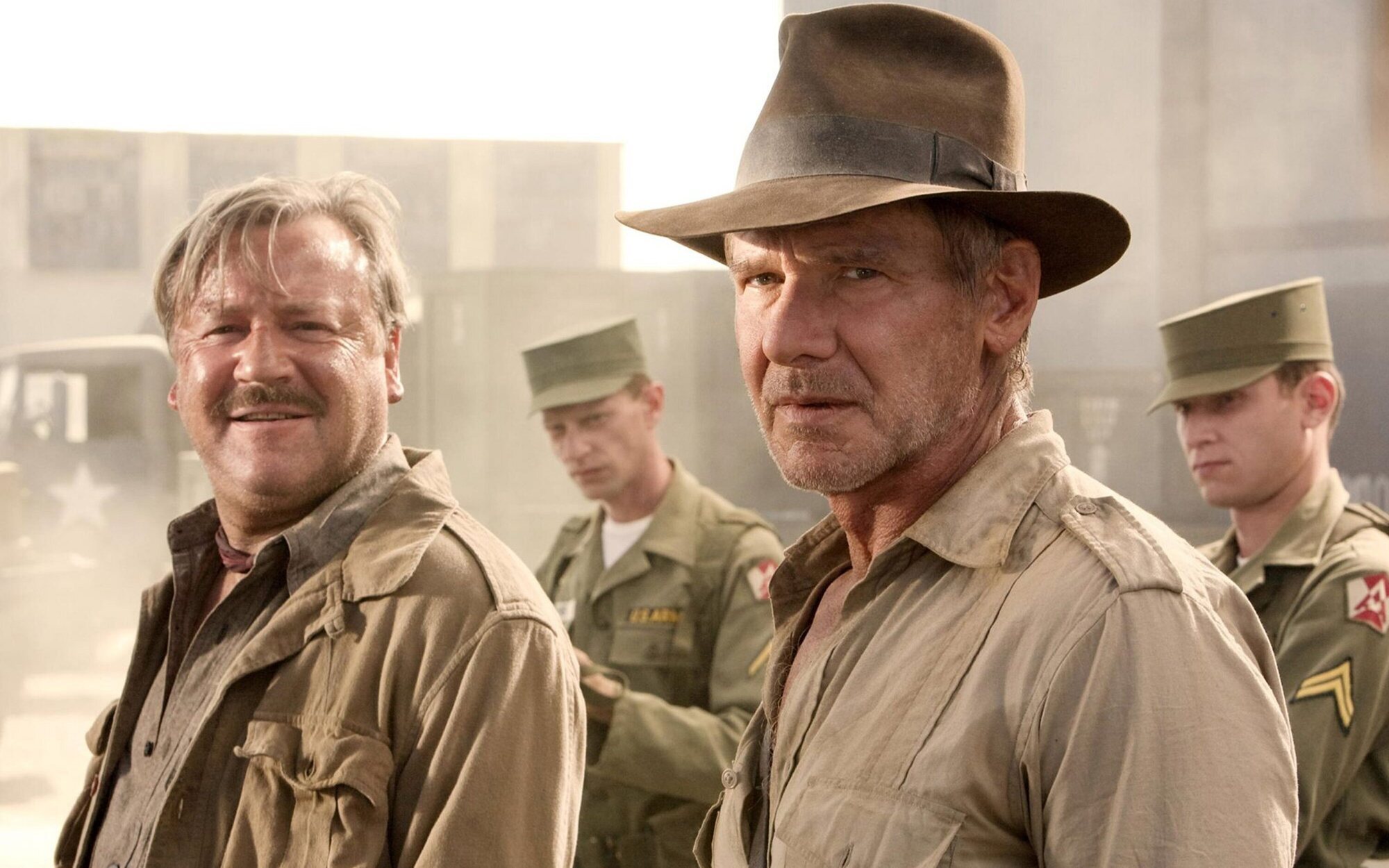 Antena 3 vence gracias a Indiana Jones (10,5%), que doma a 'Volverte a ver' (9,5%)