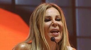 Ana Obregón, al recoger el Premio Joan Ramon Mainat: "Hay dos personas orgullosas de mí: mi madre y mi hijo"