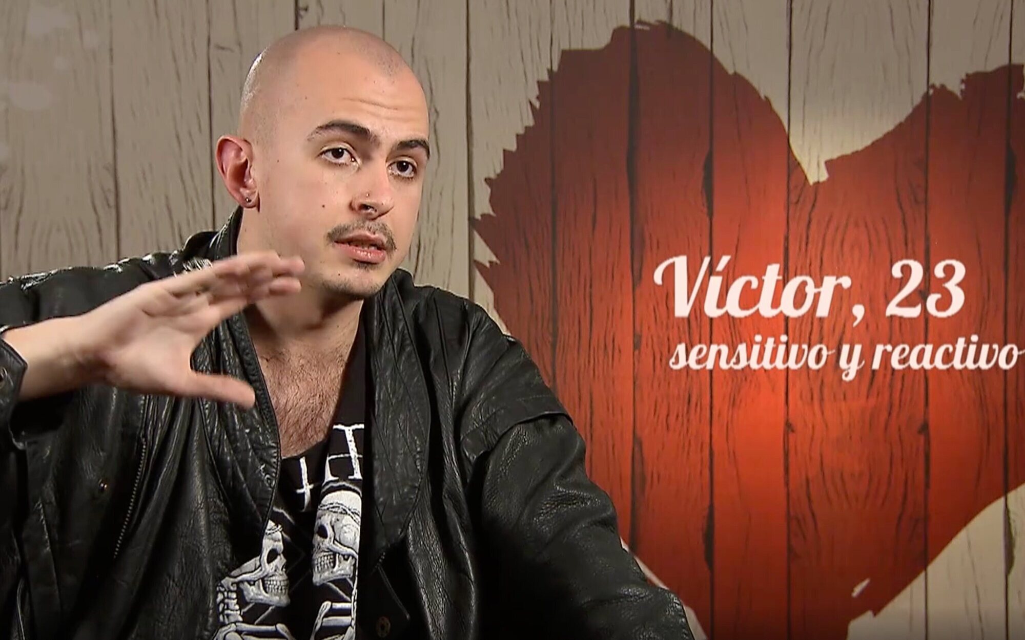 Un participante de 'First Dates' presume de pene: "Los condones XL de largo sí que me vale, pero de ancho, no"