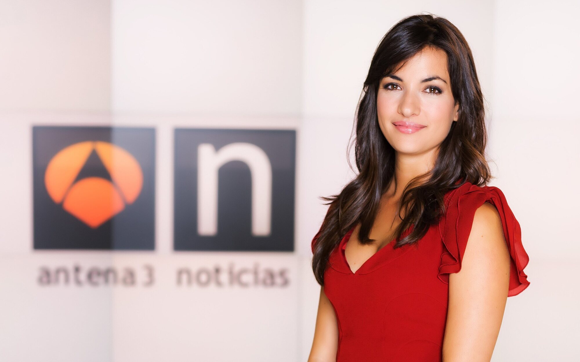 'Antena 3 noticias' lidera por 21º mes y crece a un 20% frente a 'Informativos Telecinco', que sube a un 14,4%