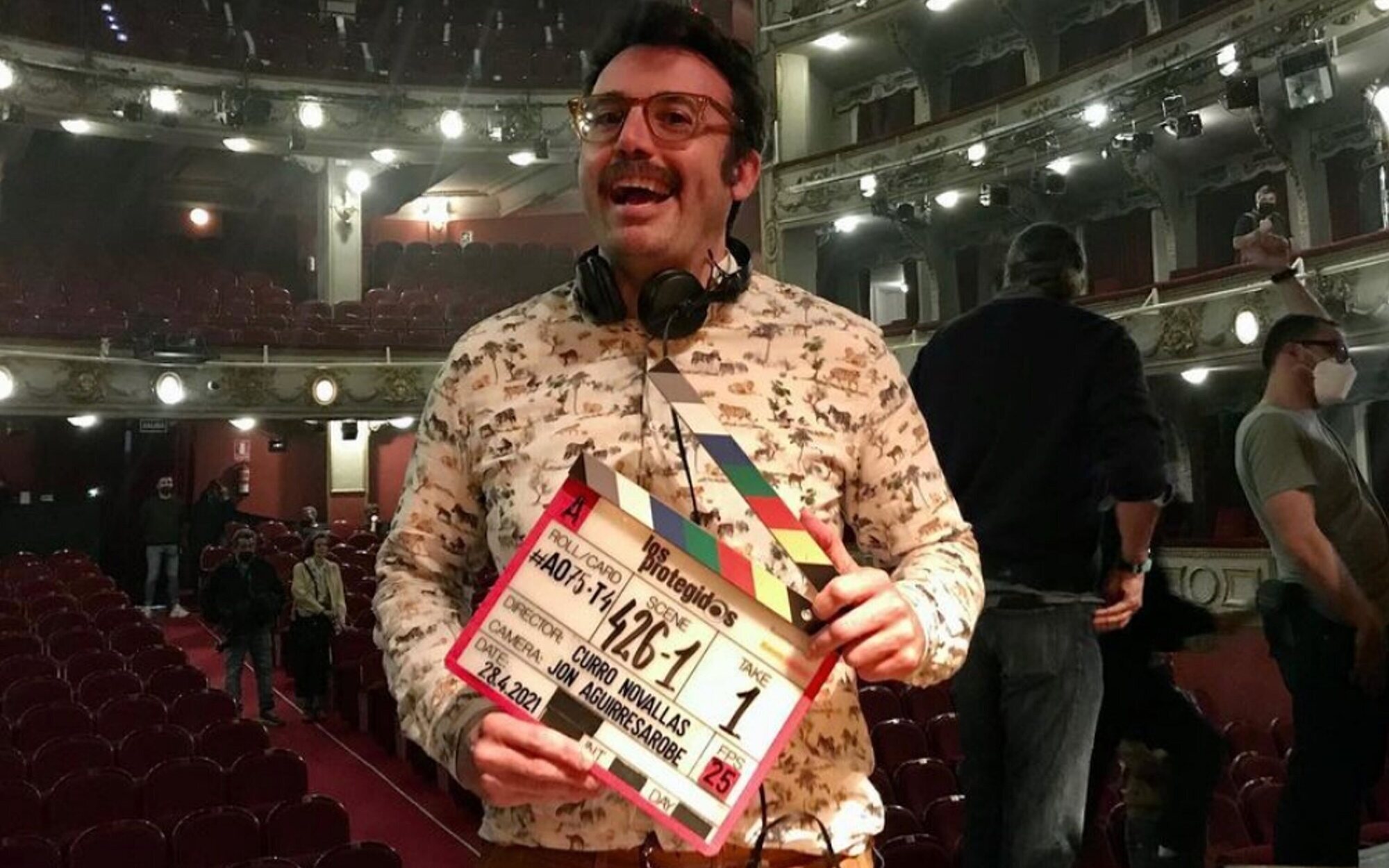 El misterio y la adolescencia avanzan de la mano en 'Conexo', adaptación de la novela de Carlos García Miranda