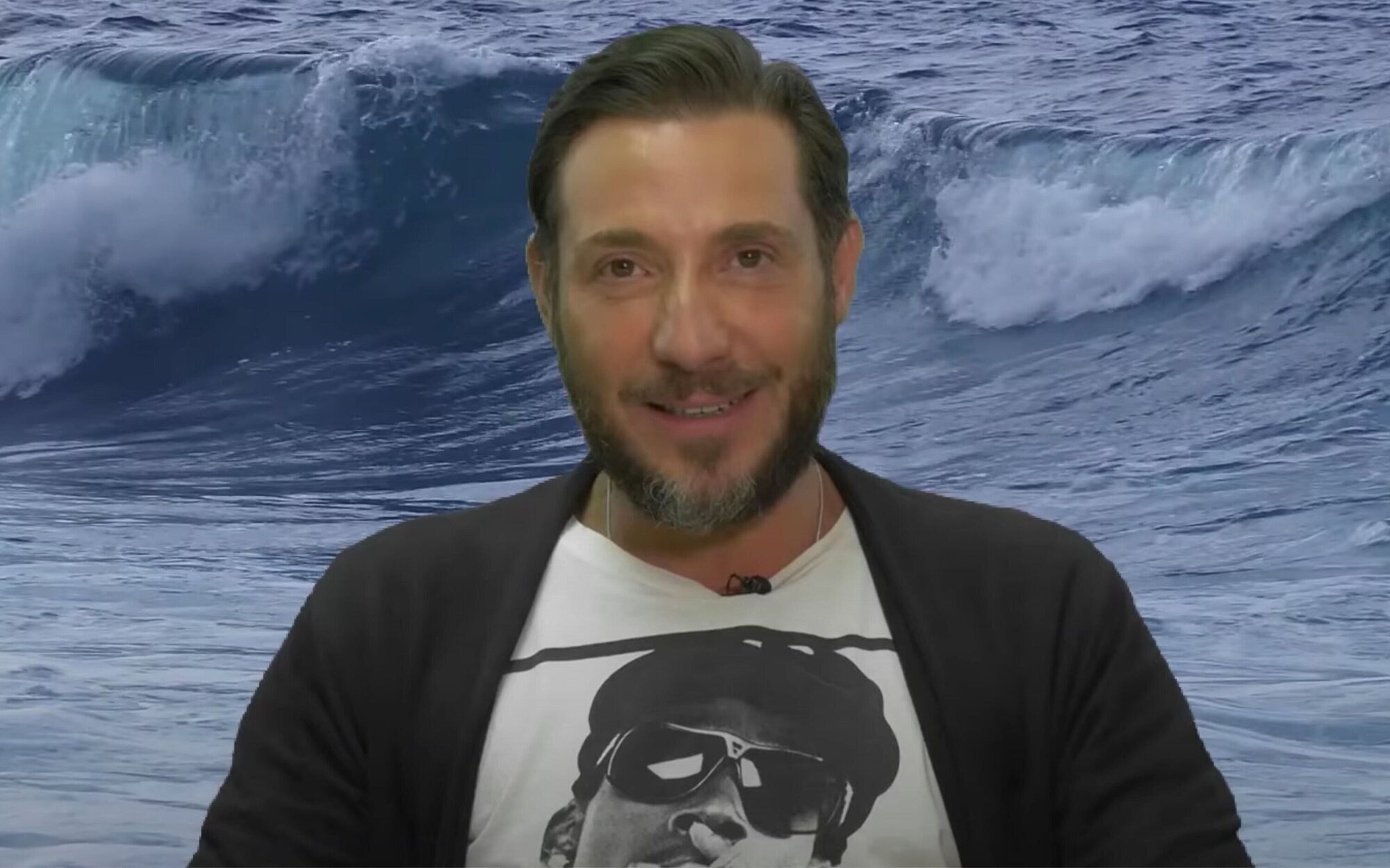 Antonio David Flores se hace youtuber y debuta con un dardazo a 'Sálvame': "Ese no soy yo"