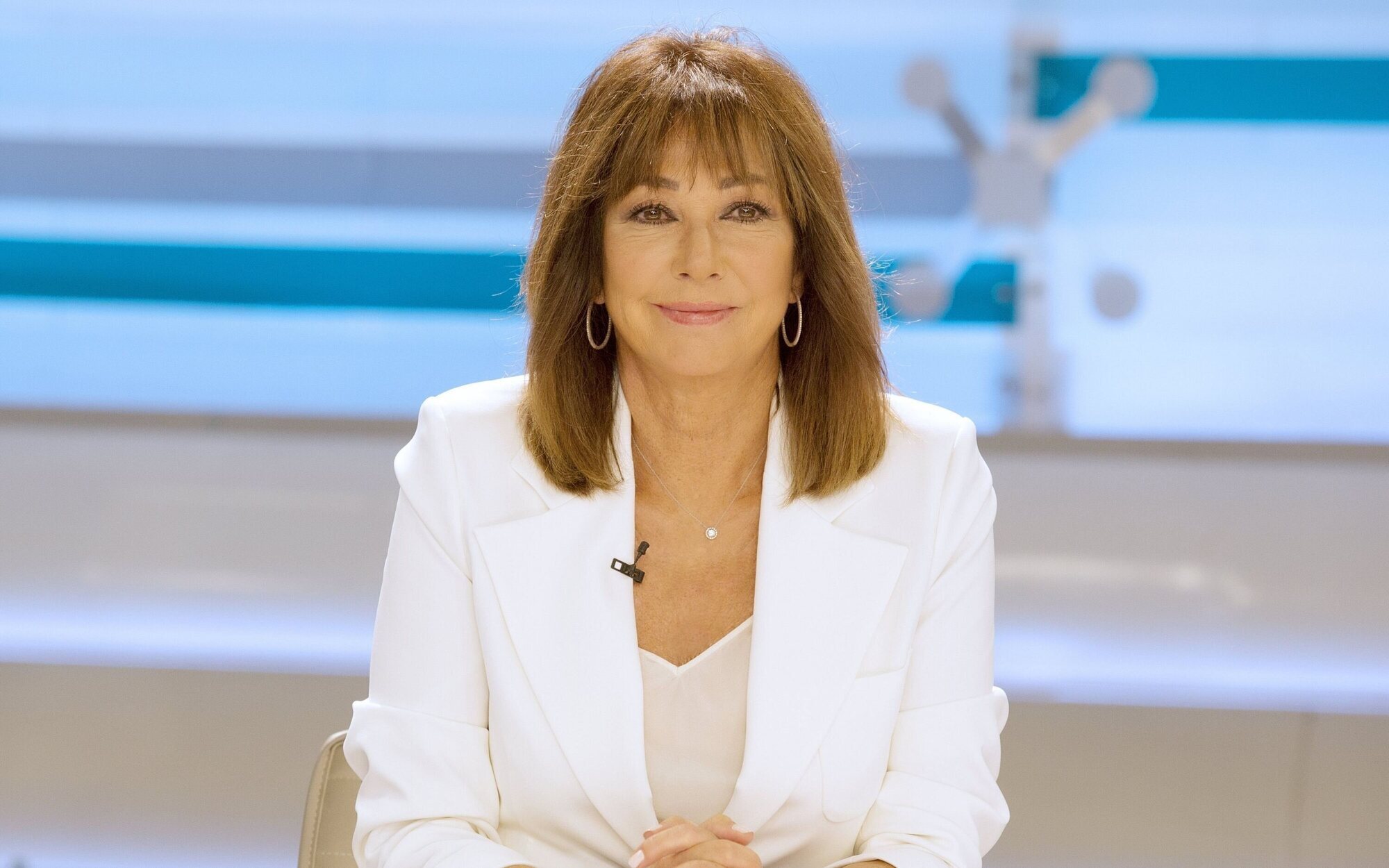 Ana Rosa Quintana se reencuentra con los presentadores de 'El programa de AR': "La misma de siempre"