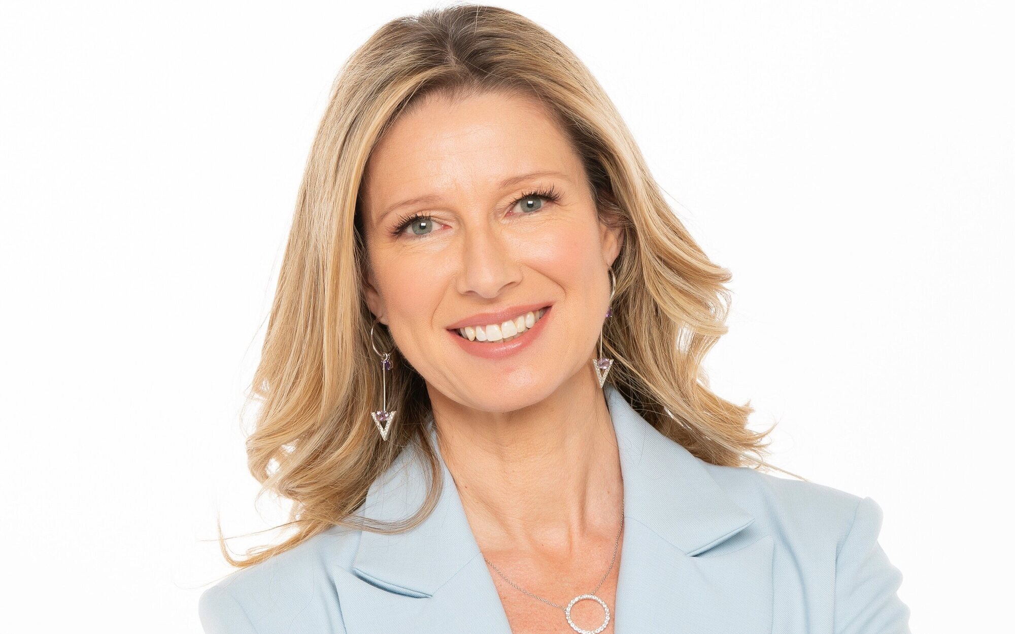 'Corazón' vuelve a su emisión diaria en TVE con productora externa, nuevos grafismos y un plató renovado