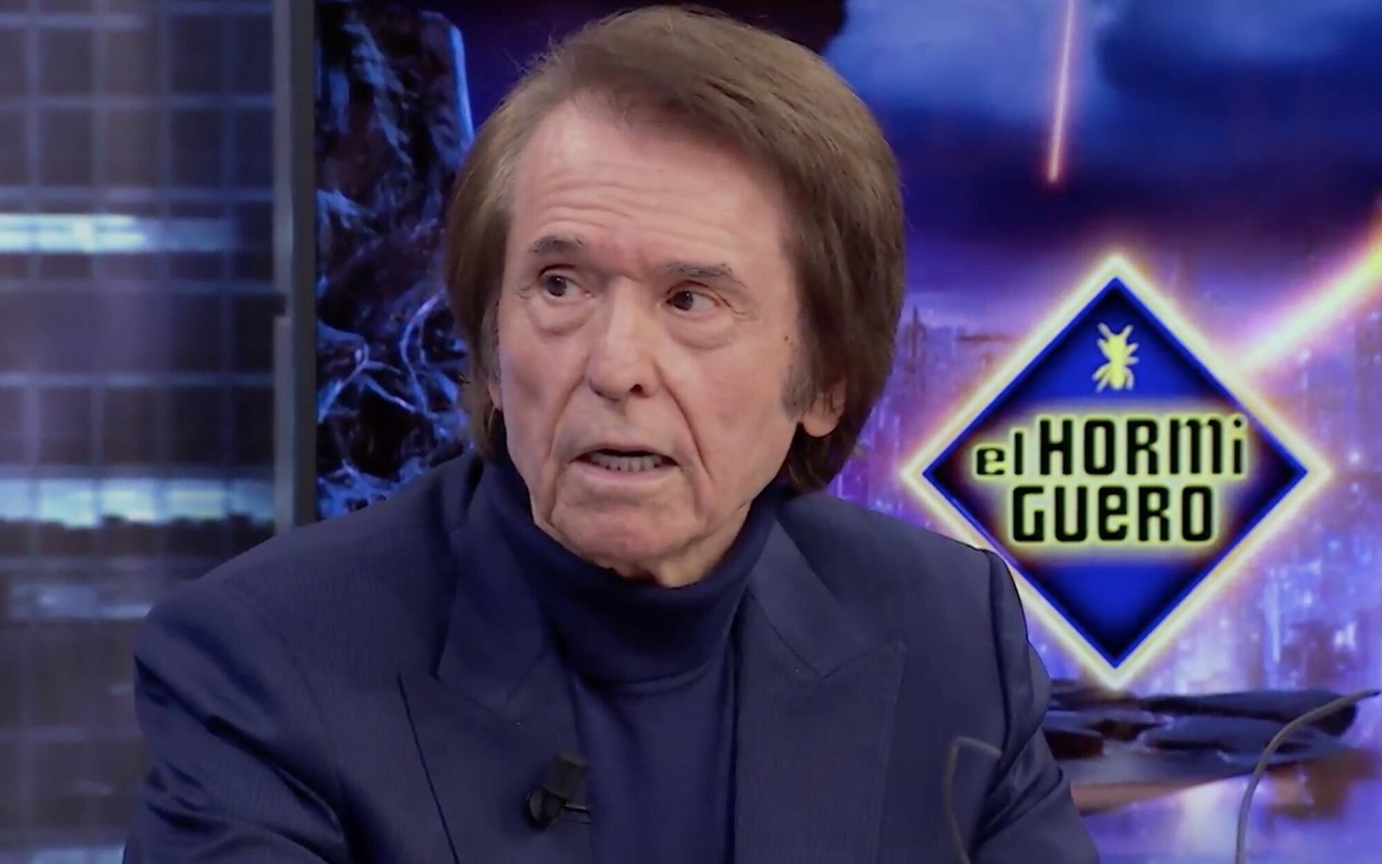 Un espectador gana la tarjeta de 'El hormiguero' tras una surrealista llamada: "Estoy viendo Telecinco"