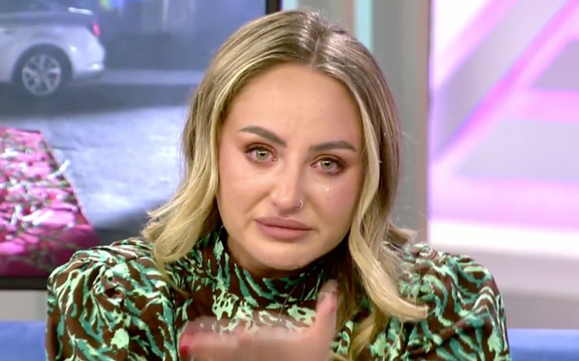 Rocío Flores, a lágrima viva por el homenaje a Rocío Jurado: "No tengo nada de mi abuela"