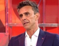 Alonso Caparrós abandona el plató de 'Sálvame' por las insinuaciones sobre un idilio con Marta Riesco