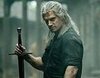 Netflix instala una bola de Navidad gigante en Vigo para promocionar la segunda temporada de 'The Witcher'