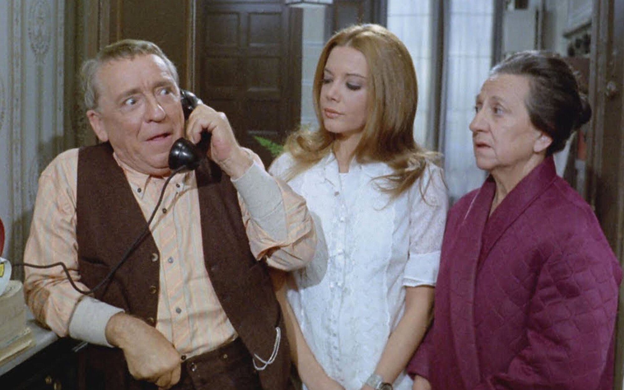 Trece (2,8%) lidera la jornada gracias a su cine, que supera el medio millón de espectadores