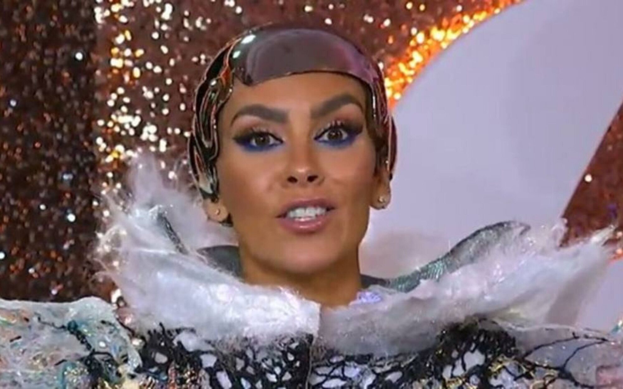 El efecto Cristina Pedroche en Antena 3 (37,9%) lidera las Campanadas por primera vez y La 1 anota un 23,9%