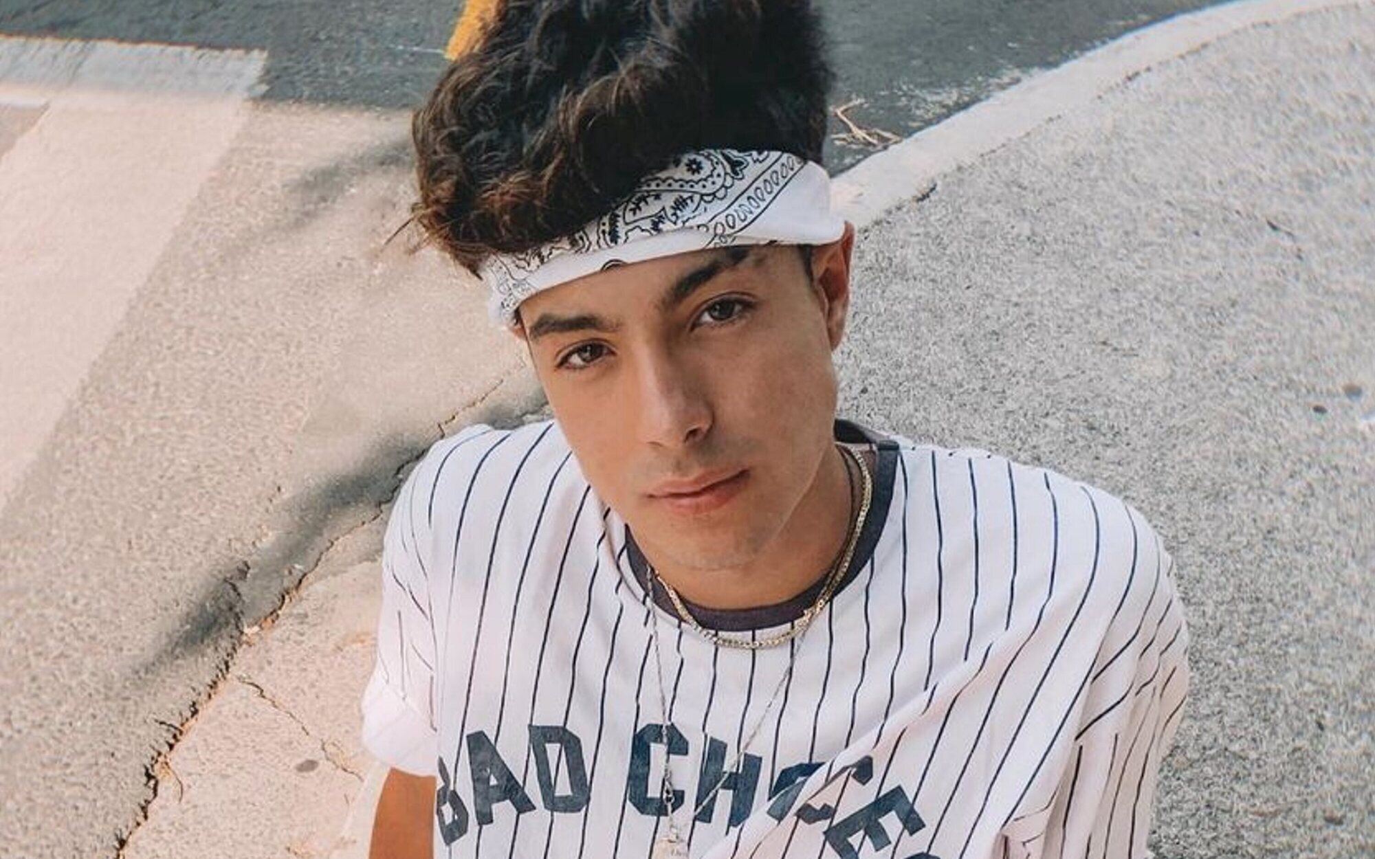 'Todo es mentira' carga contra Naim Darrechi por su peligroso discurso antivacunas en redes sociales: "Animal"