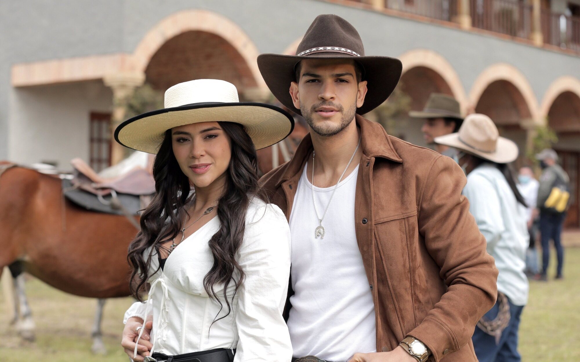 'Pasión de Gavilanes 2' pincha con su estreno en Telemundo y empeora los datos de 'Hercai' una semana antes