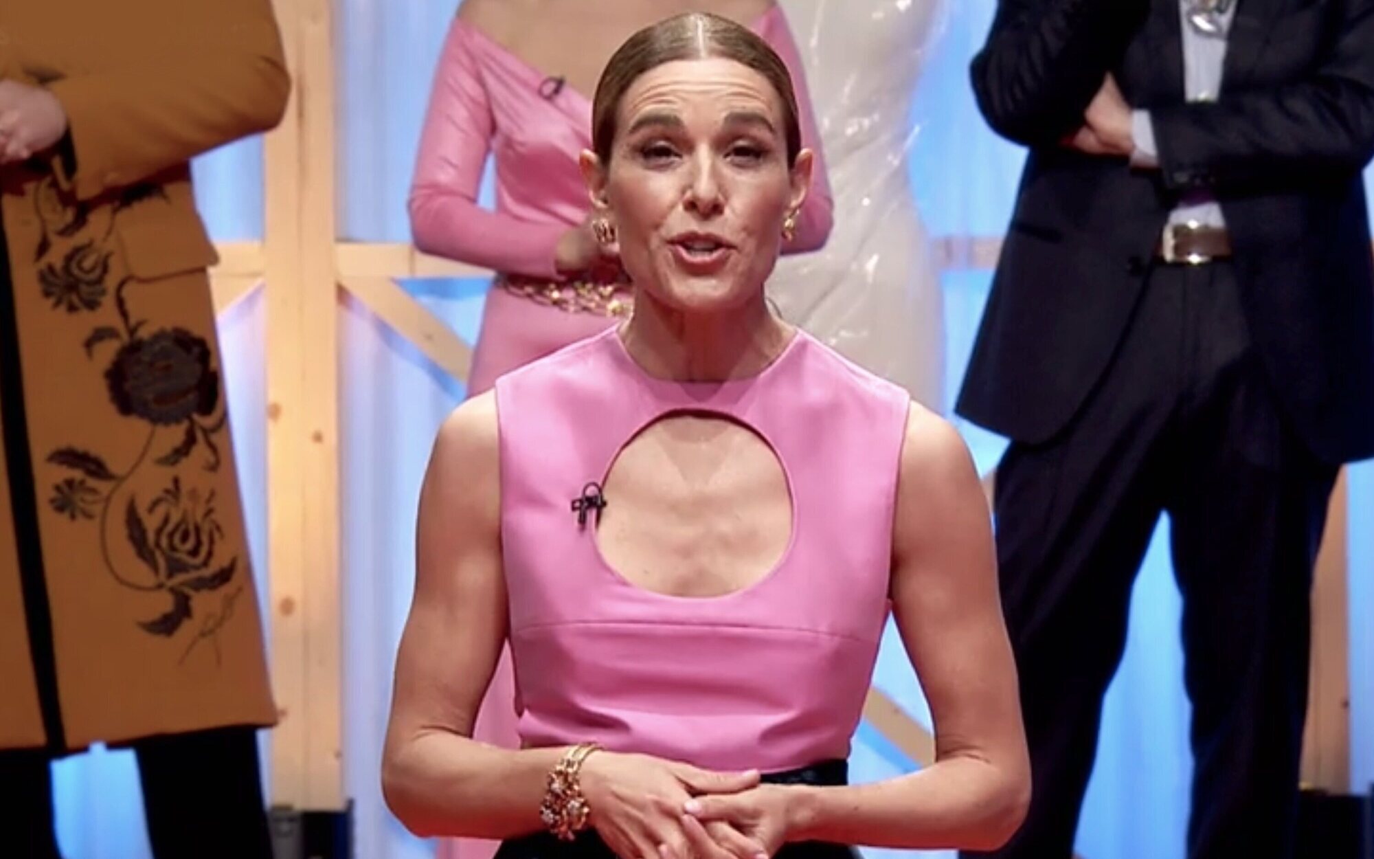 El estreno de 'Maestros de la costura' (8,4%) pincha frente a 'Entrevías' (15,1%) y 'El objetivo' (12,9%)