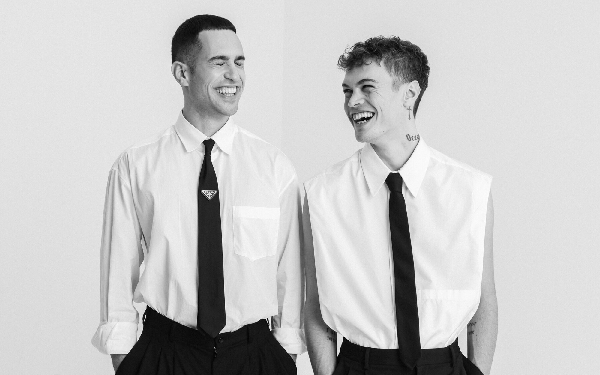 Mahmood y Blanco posan completamente desnudos en la portada de Vanity Fair Italia