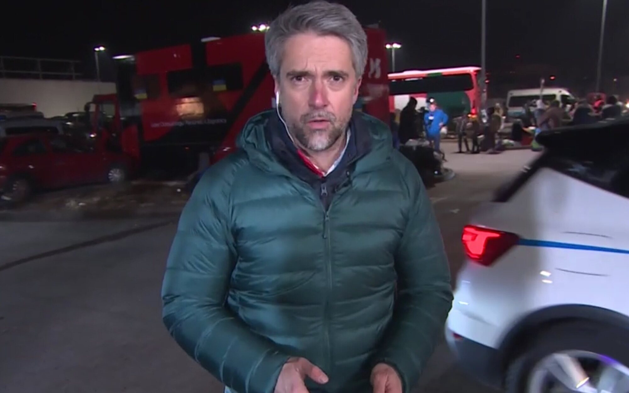 Carlos Franganillo, alabado tras desplazarse a la frontera con Ucrania para realizar el 'Telediario'