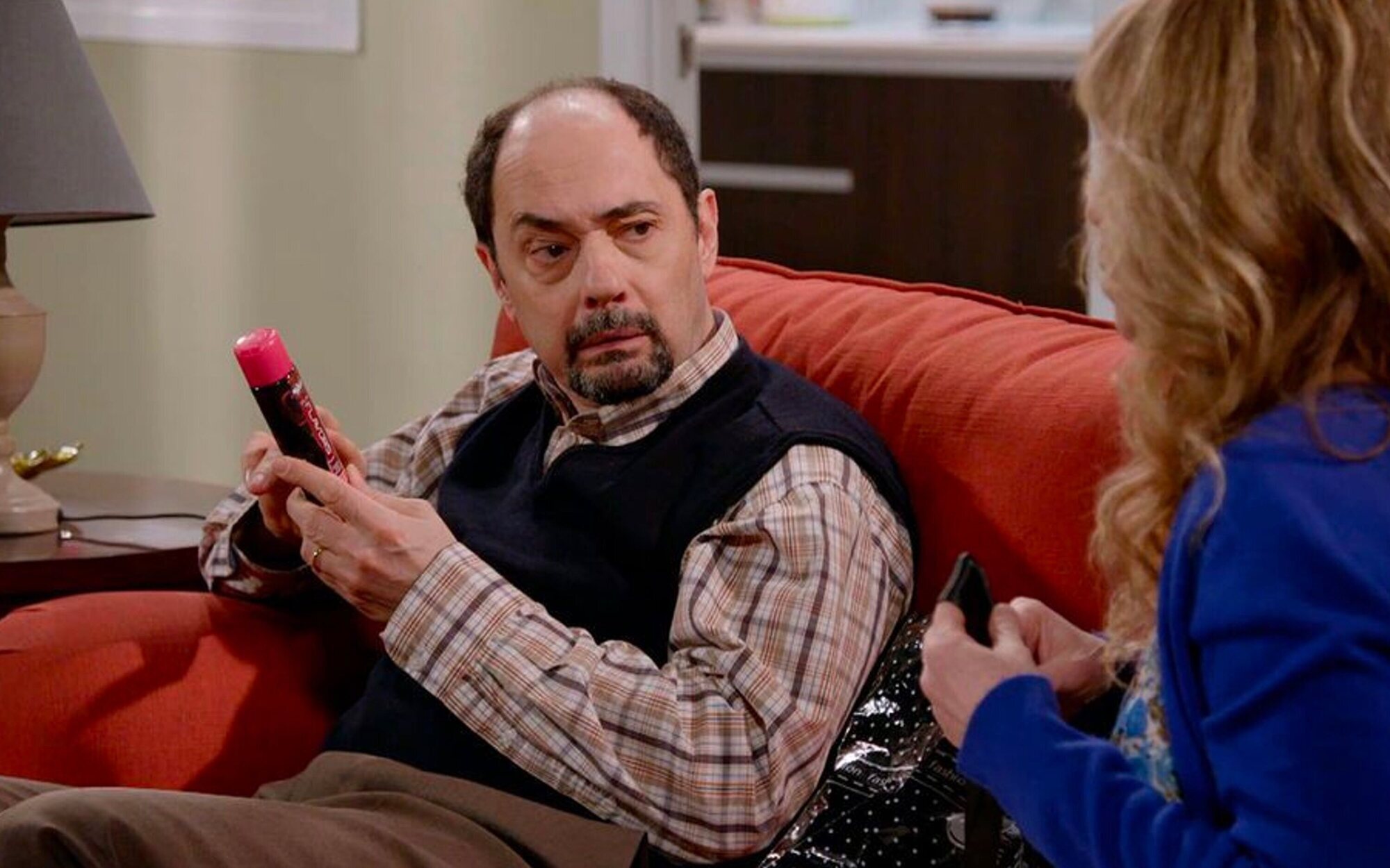 'La que se avecina' (15,5%) le da un respiro a Telecinco e 'Inocentes' resiste con un 10,5%