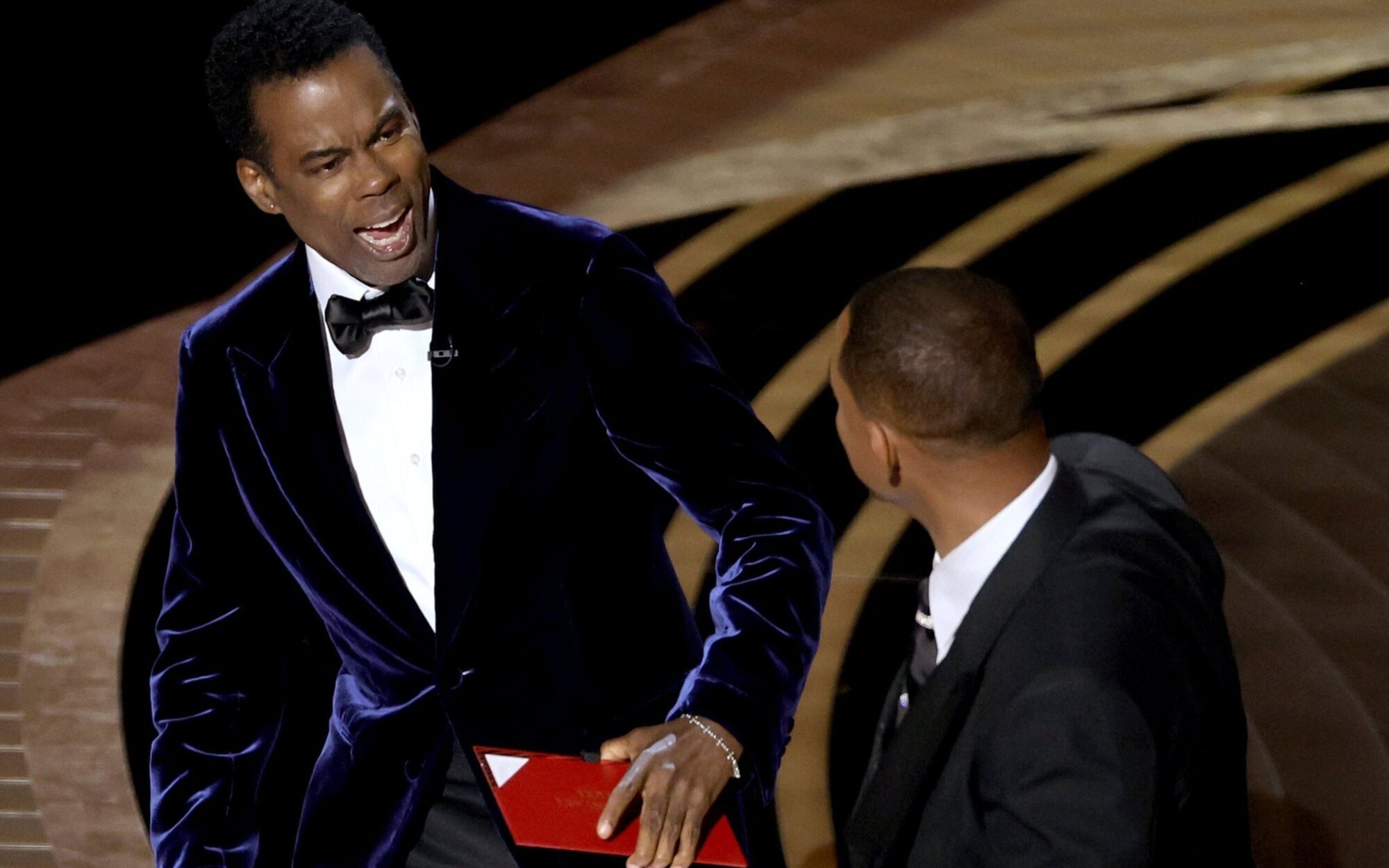 Will Smith abofetea a Chris Rock en los Oscar 2022: "Mantén el nombre de mi mujer fuera de tu puta boca"