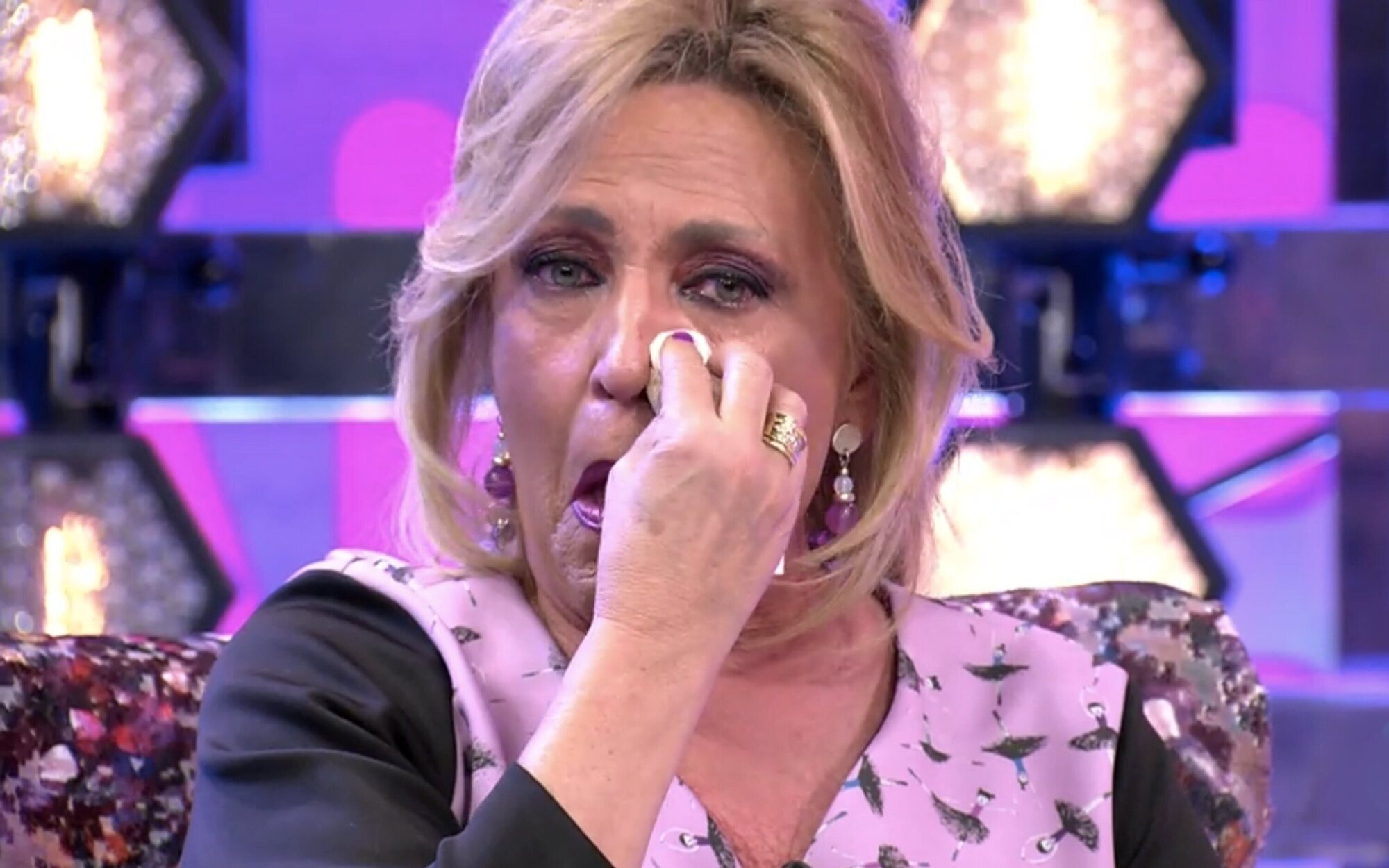 Lydia Lozano, devastada por dar una información falsa en 'Sálvame' y se enzarza en una trifulca con Laura Fa