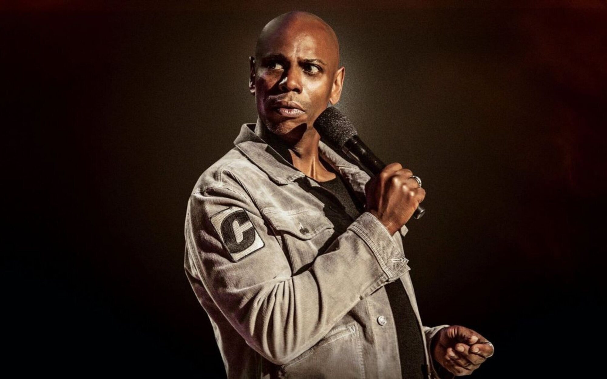 Un hombre armado agrede al cómico Dave Chappelle durante una actuación
