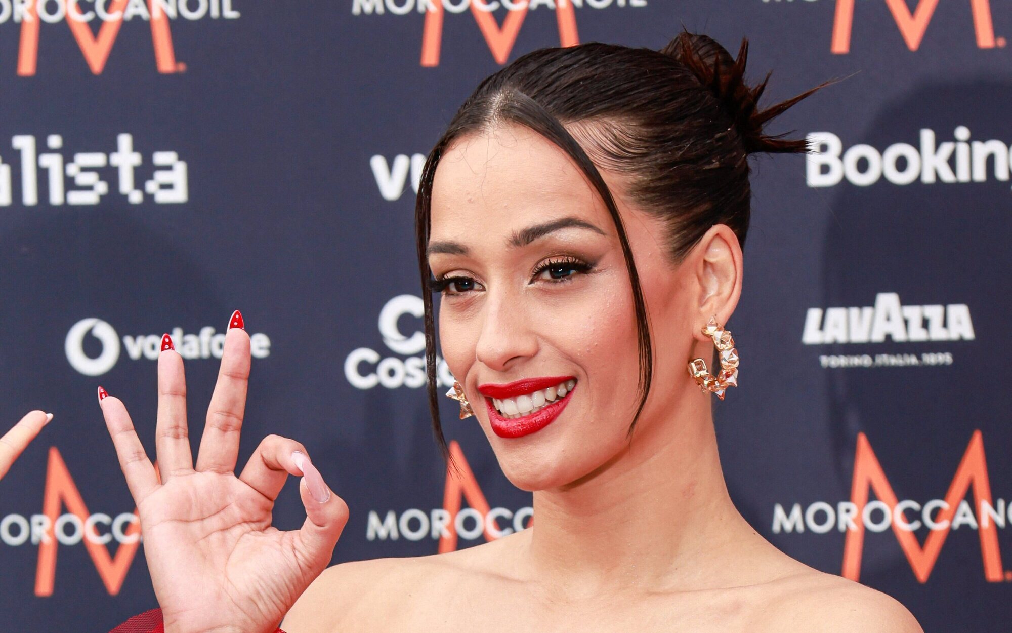 El comentarista italiano de Eurovisión 2022 se disculpa tras sus desafortunadas palabras sobre Chanel