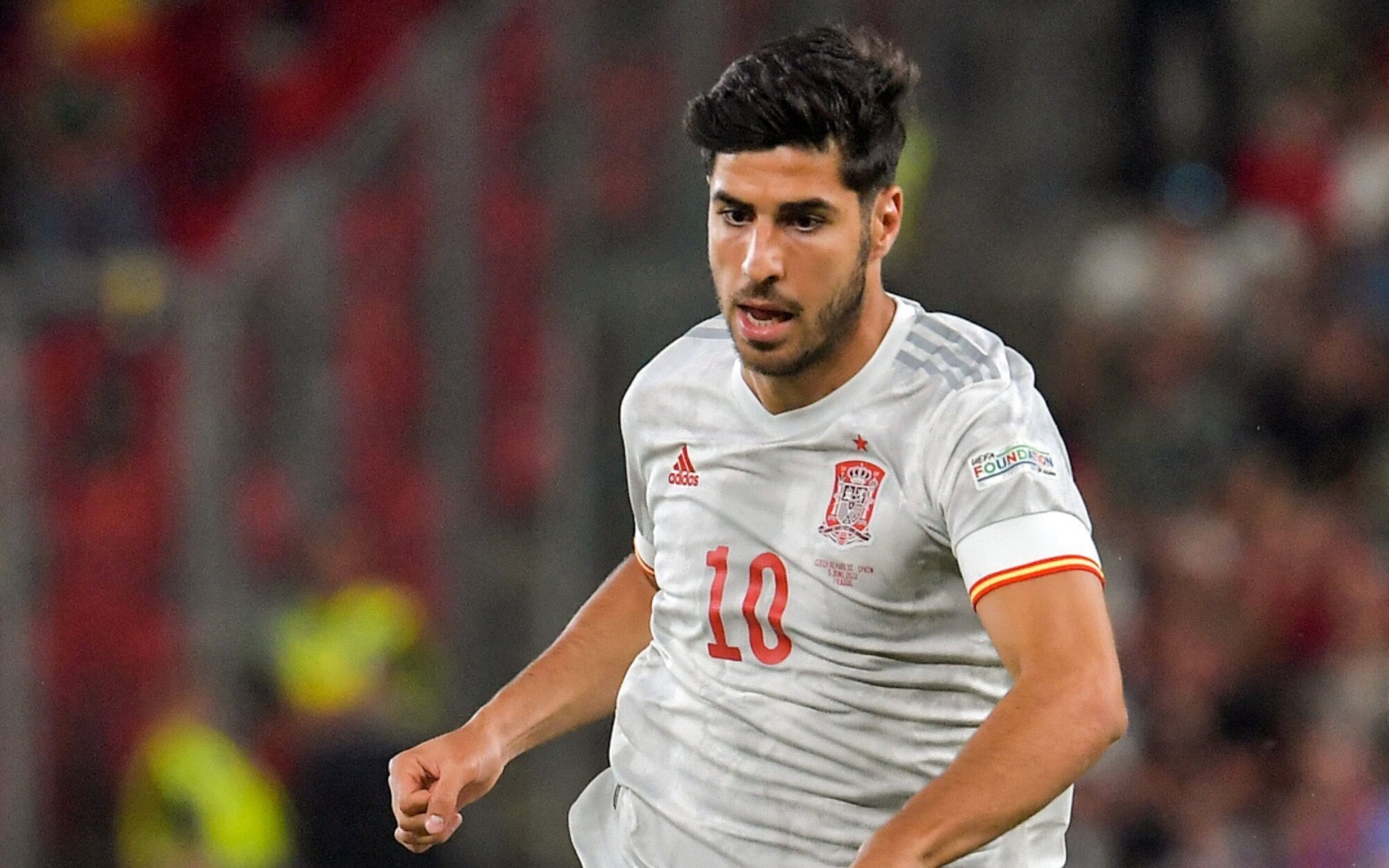 La antesala de la UEFA (25,1%) mejora a 'Cuéntame' (11,5%) mientras 'Supervivientes' (17,6%) lidera su franja