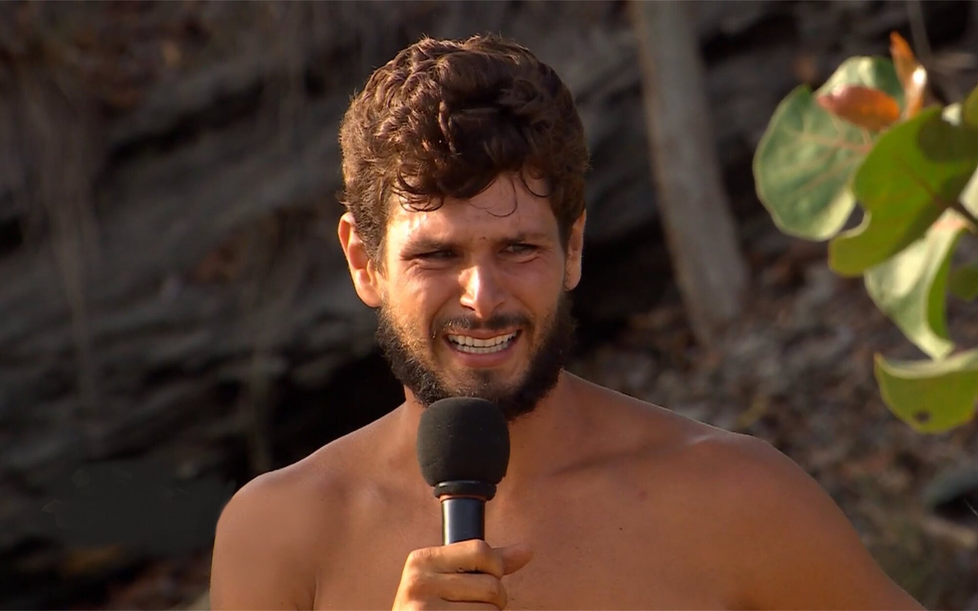 La peor noche de Alejandro en 'Supervivientes 2022': Del llanto por no ser líder a su gran enfado en Palapa