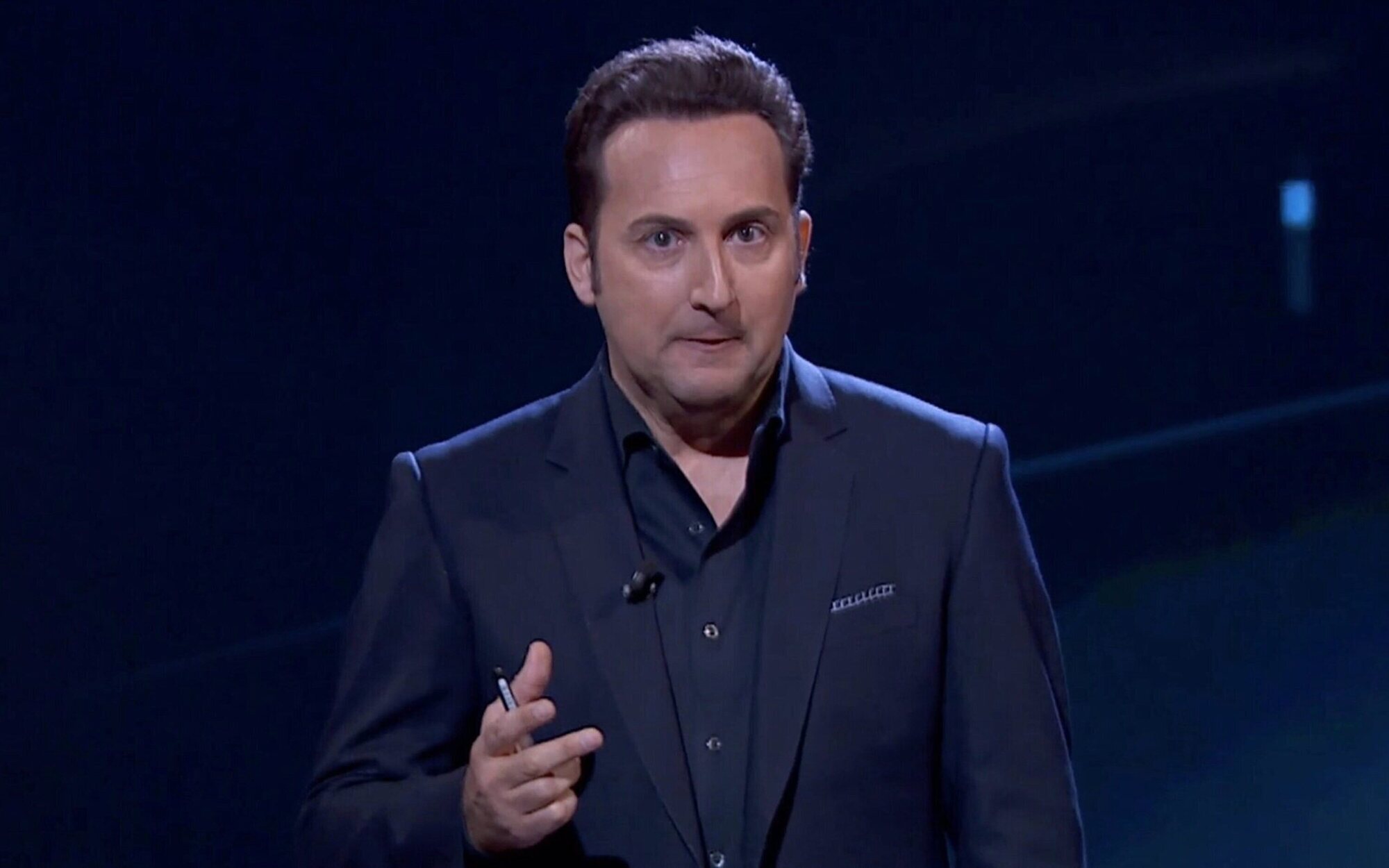 Iker Jiménez se enfrenta a las acusaciones de "facha" tras su viaje a Vitoria: "¡Españolazo!"