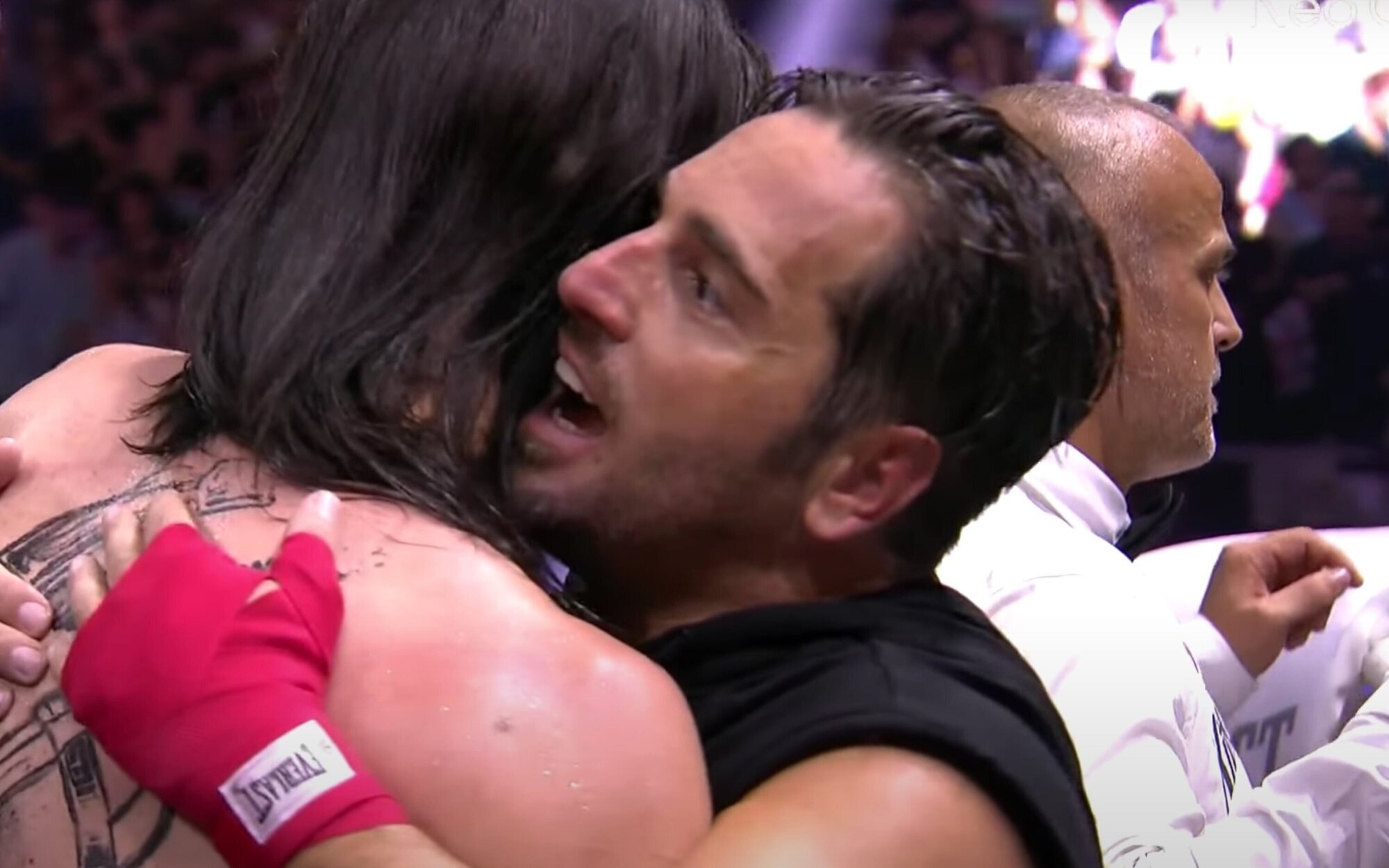 David Bustamante tira la toalla ante Mr. Jagger en "La velada del año 2", que rompe todos los récords