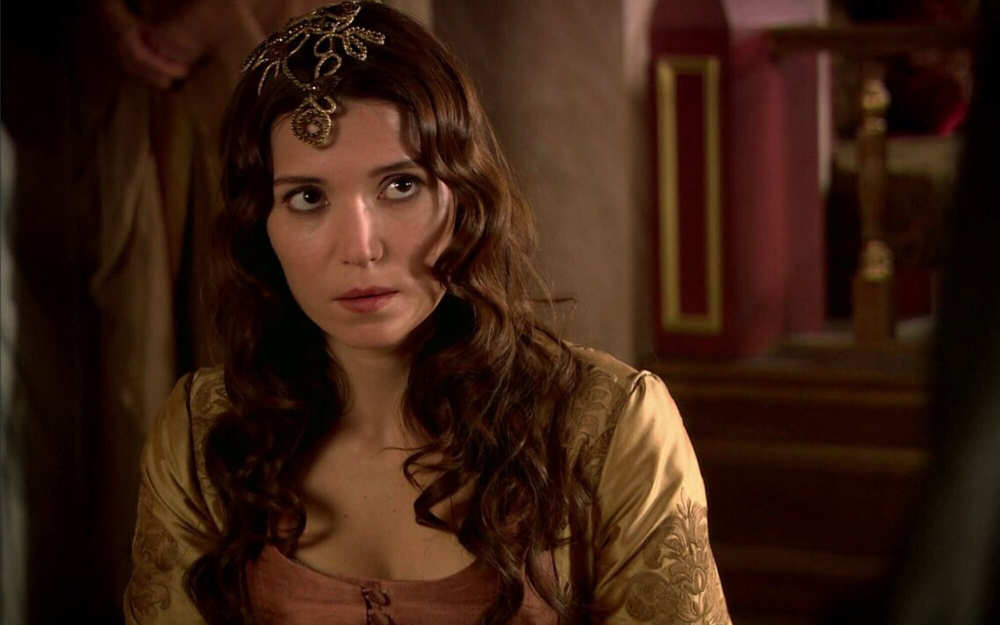 'El sultán' (2,9%) lidera el prime time desde Nova, pero 'Cine western' (5,1%) es lo más visto