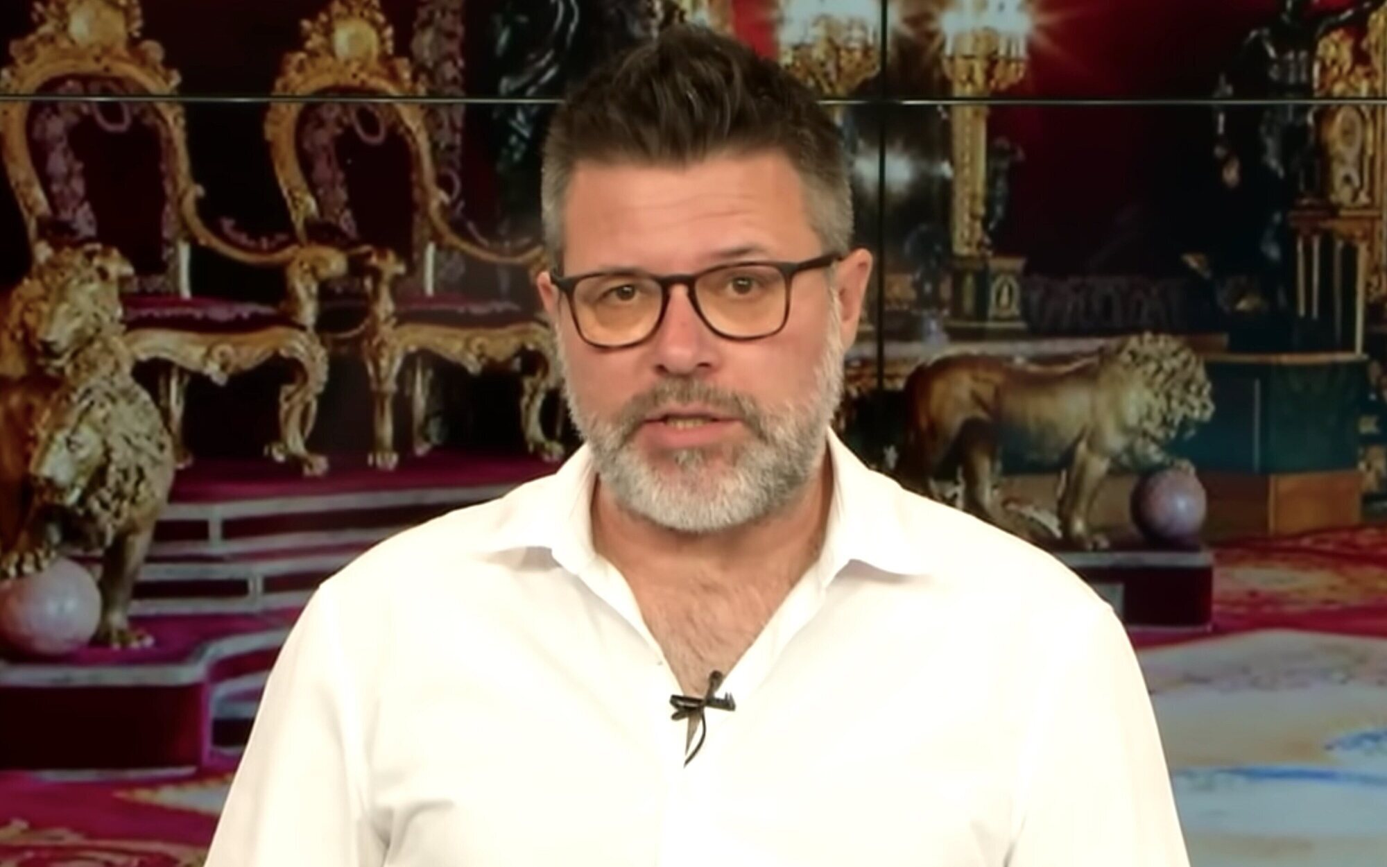 "Fundamentalistas" cristianos se querellan contra Quequé por incitar a dinamitar el Valle de los Caídos