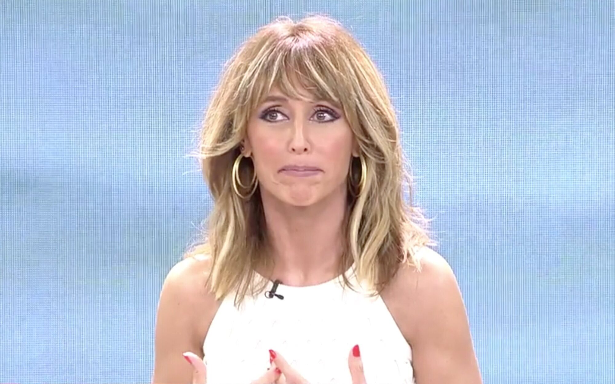 Emma García aguanta las lágrimas ante la cancelación de 'Viva la vida': "En cualquier momento me voy a romper"