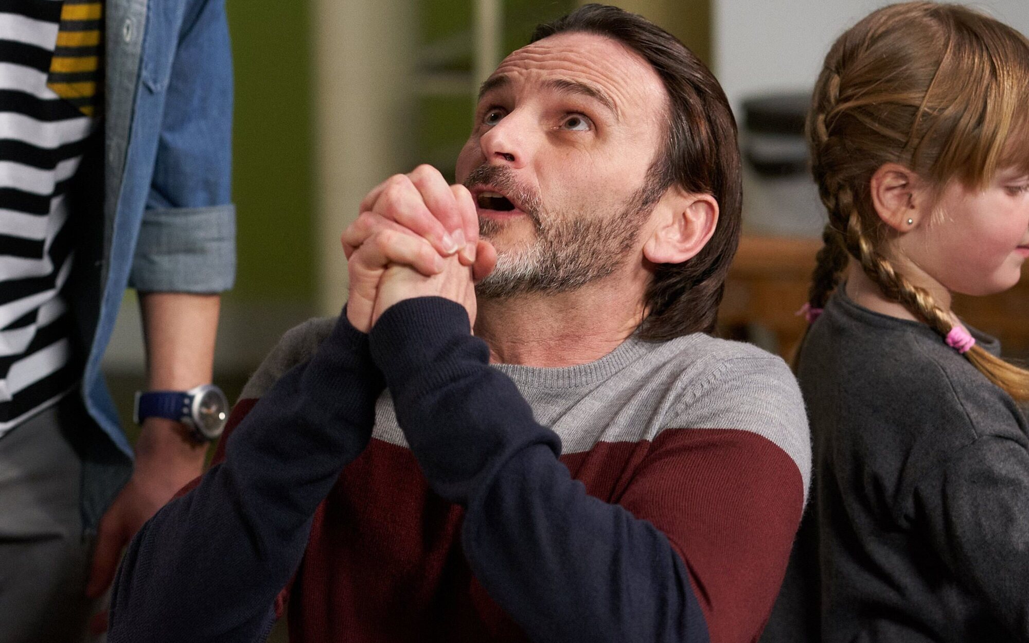 'La que se avecina' (3,9%) mejora en la sobremesa, acechada por 'Fugitiva' (3,7%)