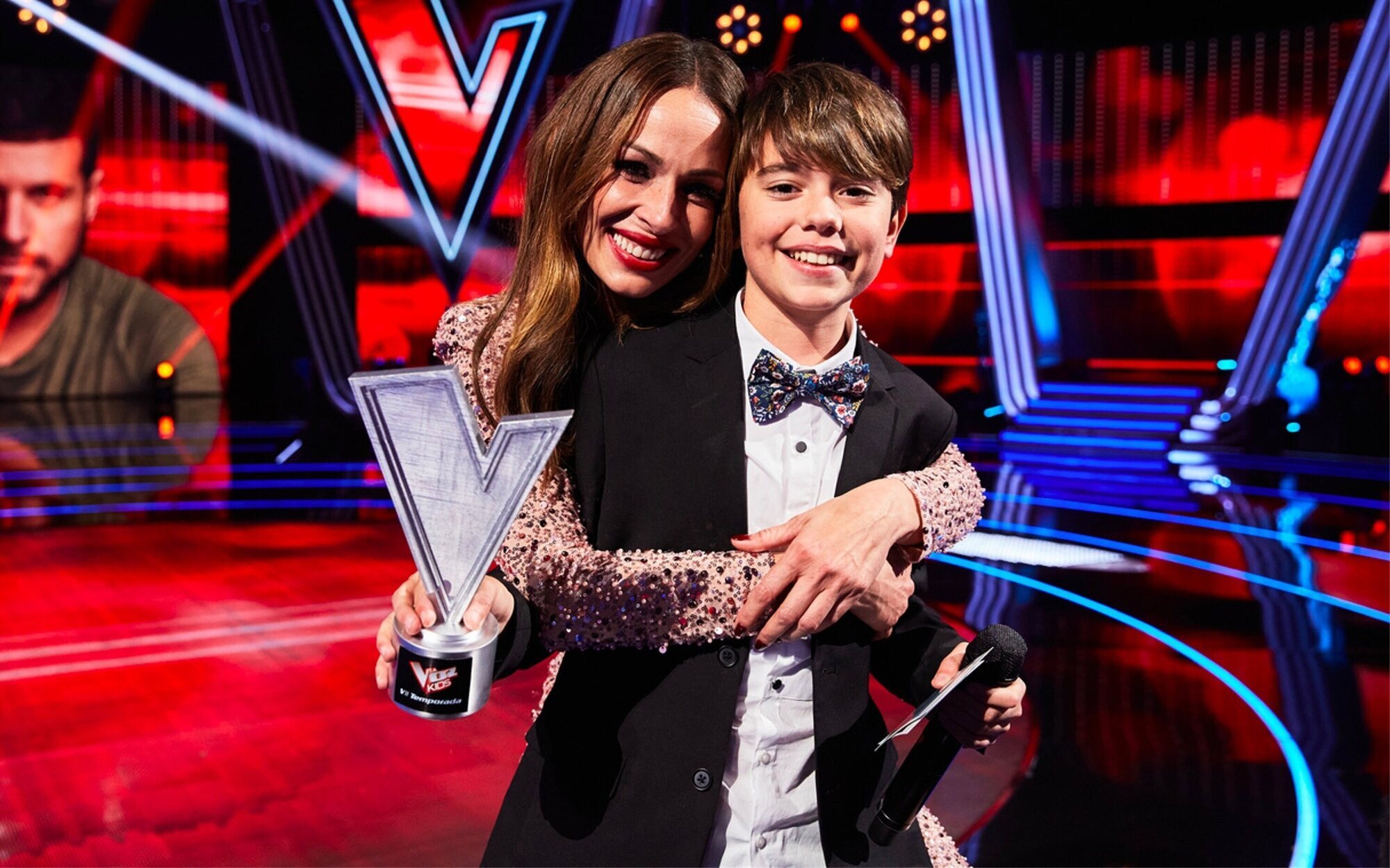 Antena 3 (13,6%) revalida su corona en julio mientras Telecinco (13,1%) no remonta y La 1 sigue en horas bajas