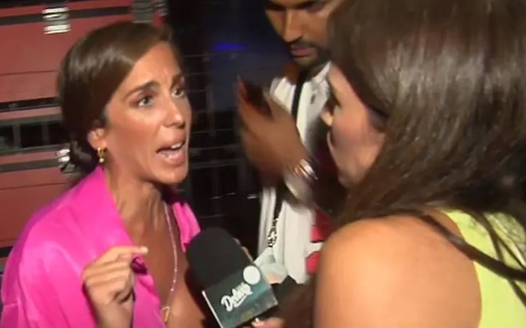 Anabel Pantoja carga contra una reportera del 'Deluxe': "Dejadme tranquila"