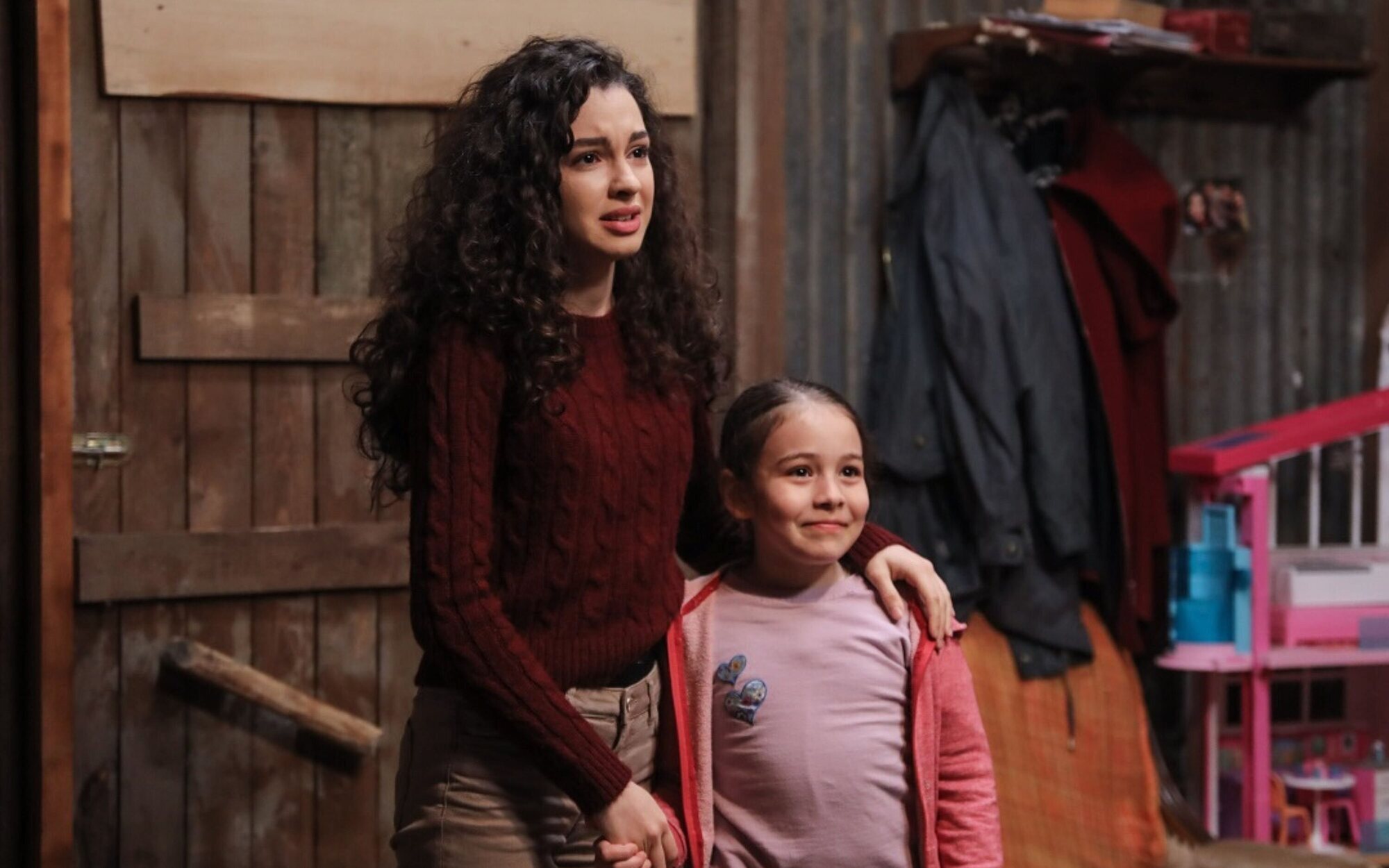 'Hermanos' (14,1%) lidera, 'Los cazadores' (7,6%) se mantiene y 'CSI: Vegas' (6,7%) vuelve a bajar